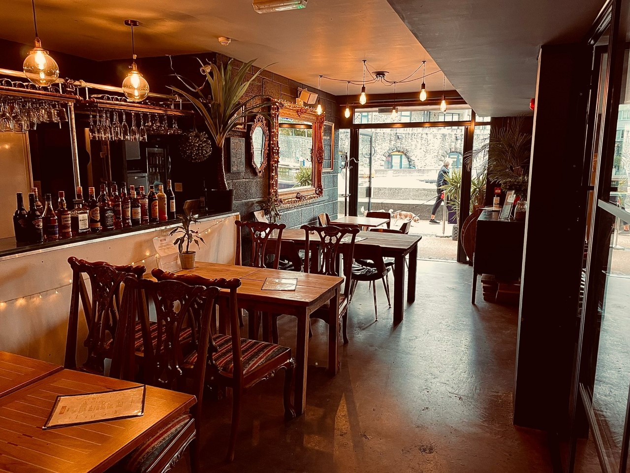 Main Restaurant & Bar - w5yr4liemj4.jpeg