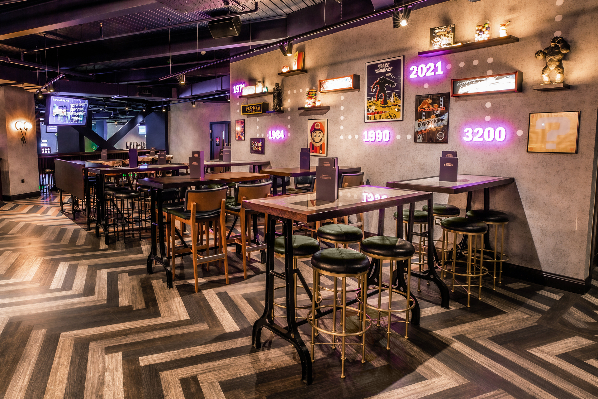 Christmas at Puttshack Watford - 0ndn4jylv3u.jpg