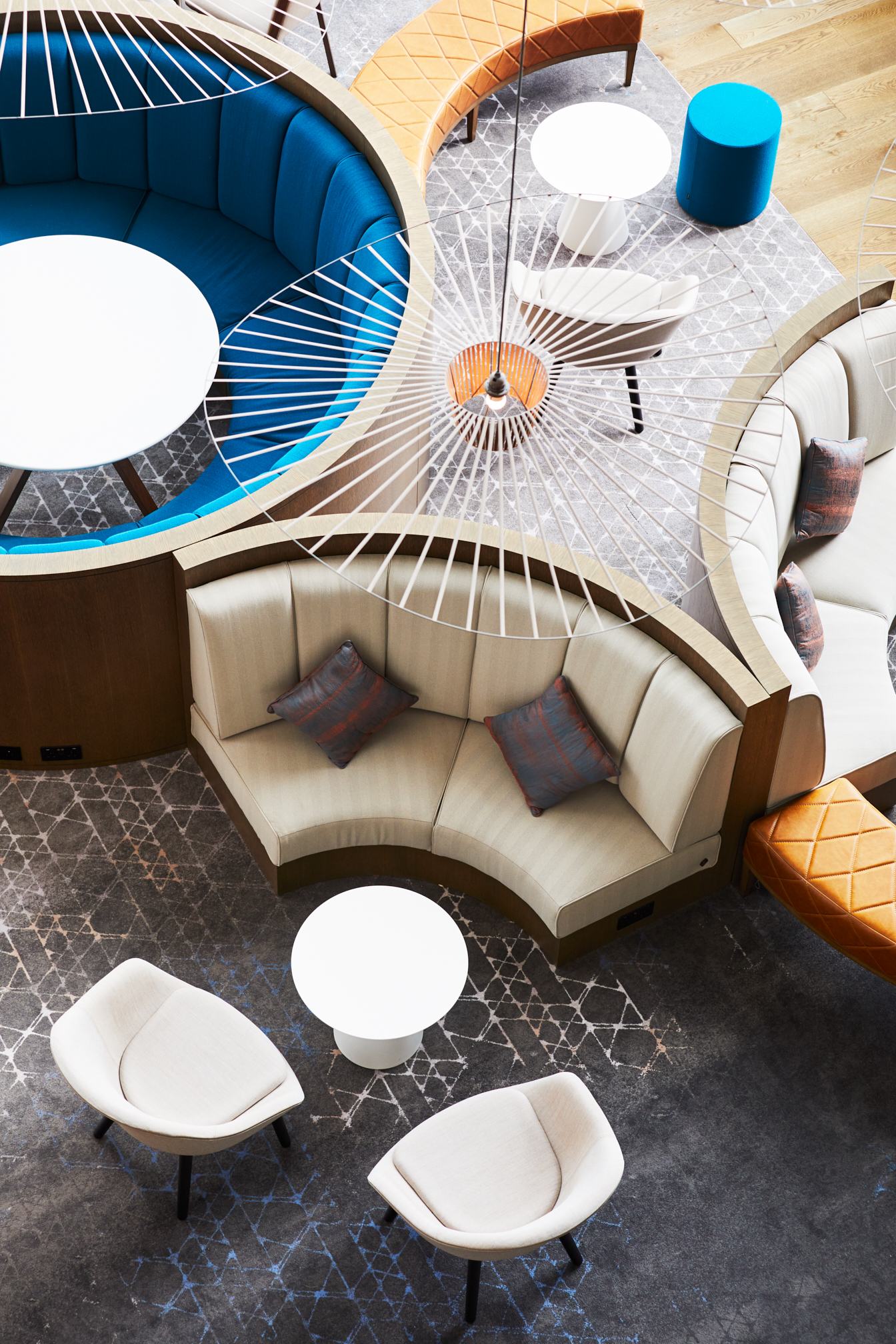 Stylish seating area in Hyatt Regency Manchester for networking and meetings.