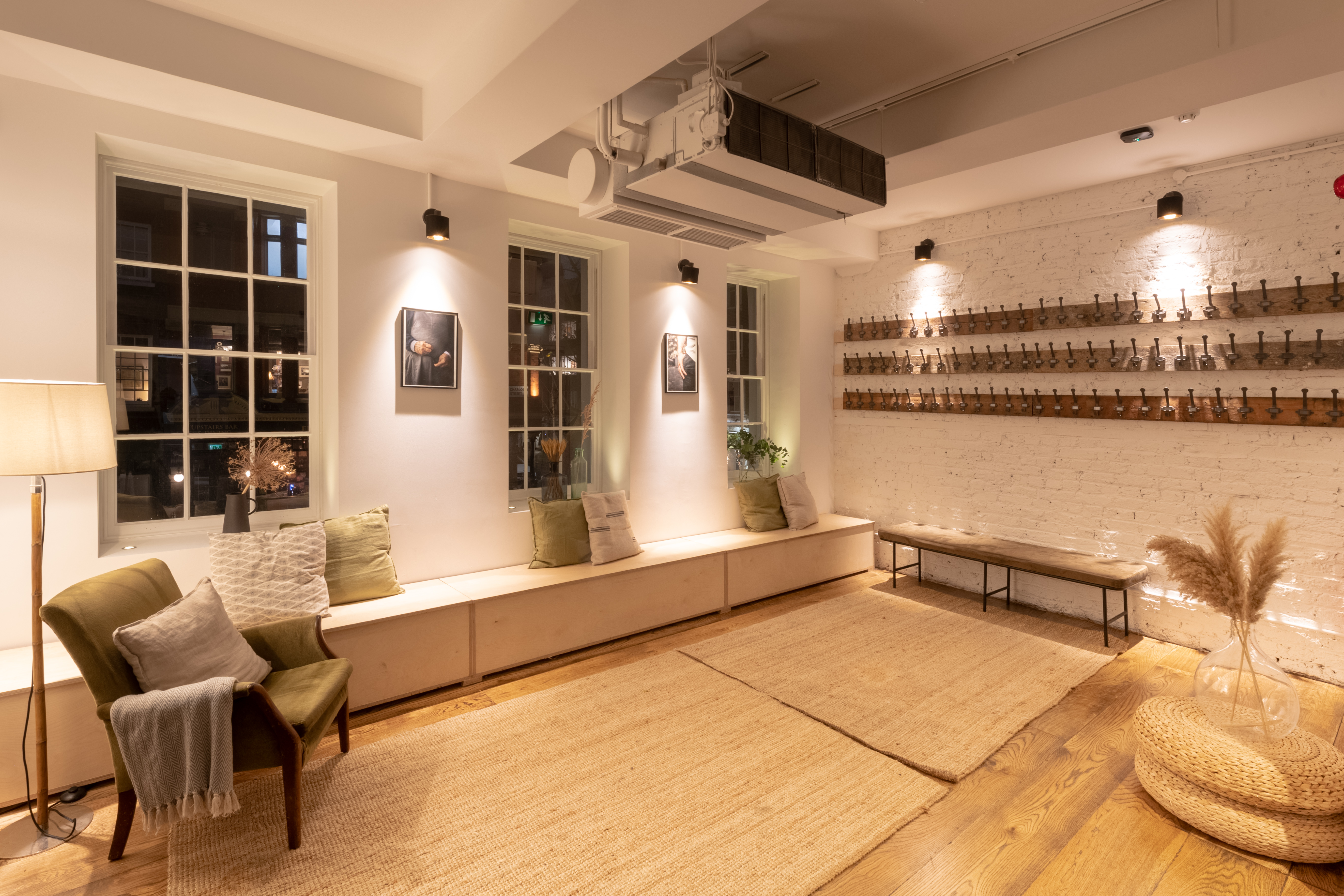 White Room in Carousel London: inviting meeting space for workshops and events.