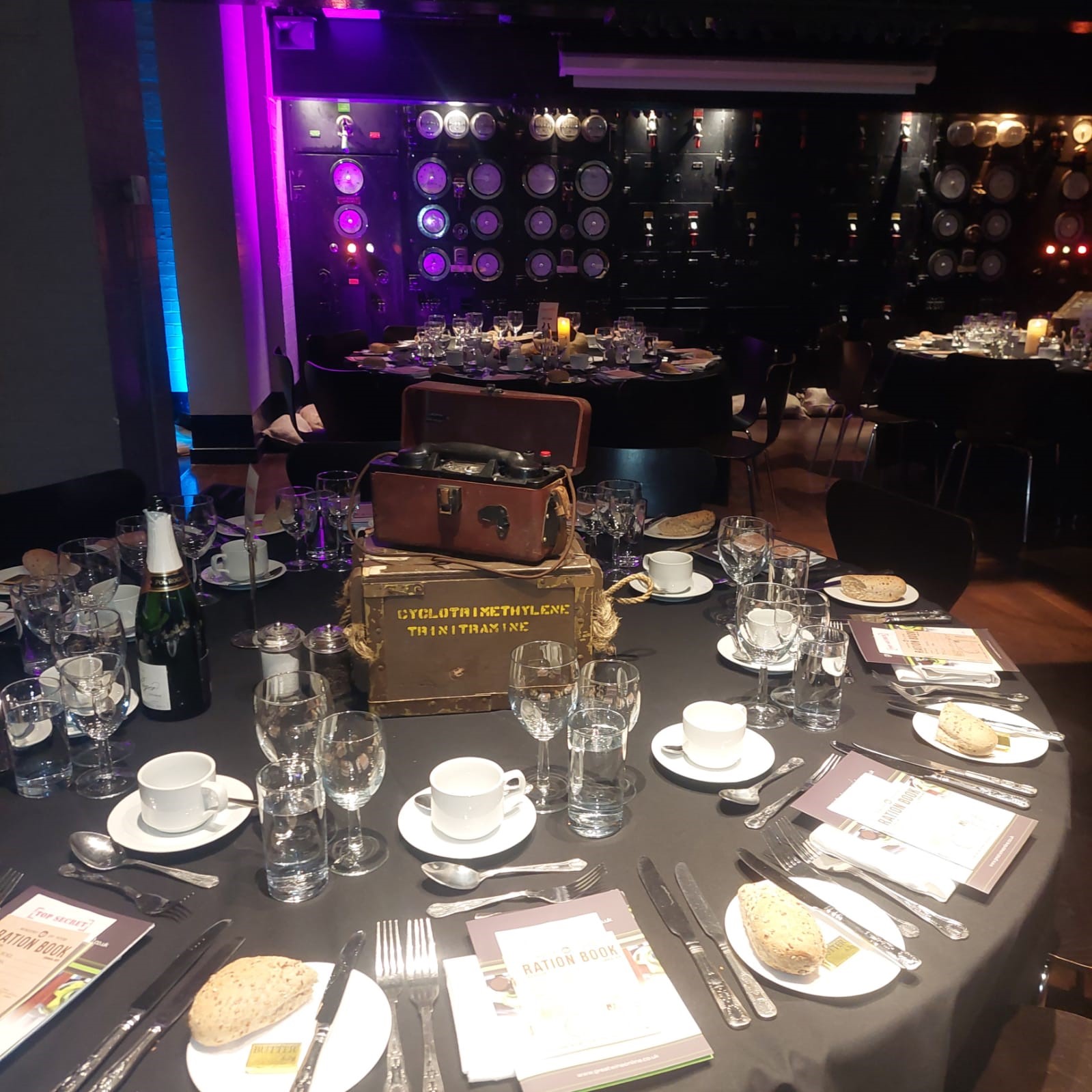 The Harmsworth Room - wenhmbaw32r.jpg