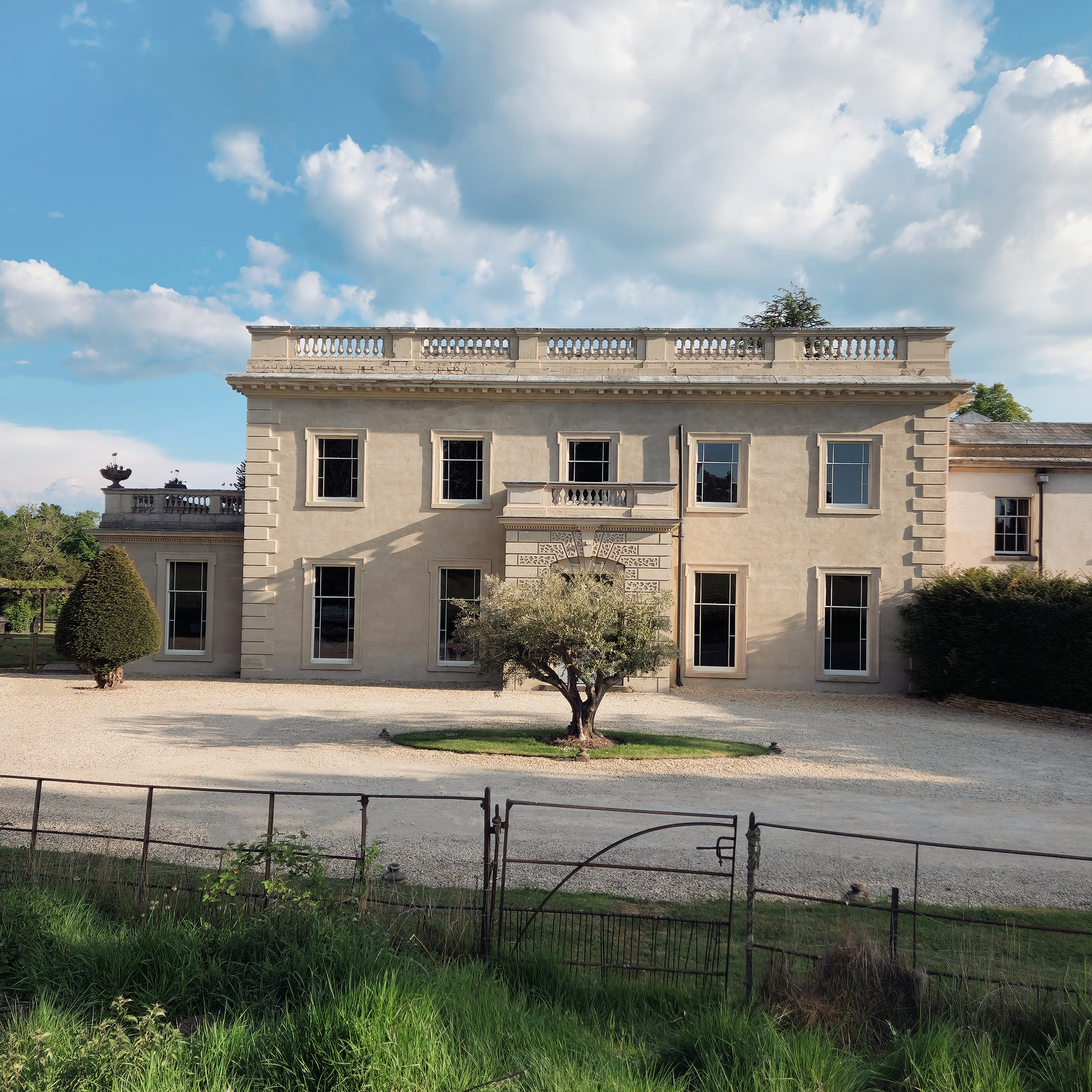 The Location House - image 9