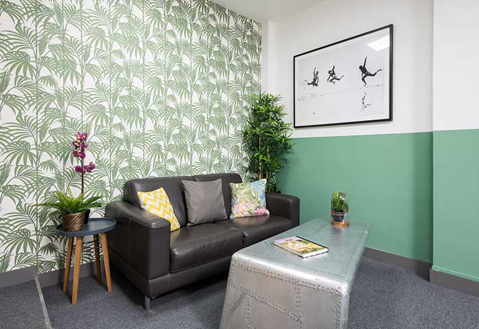 Stylish lounge area in Runway East Soho, ideal for networking and informal meetings.