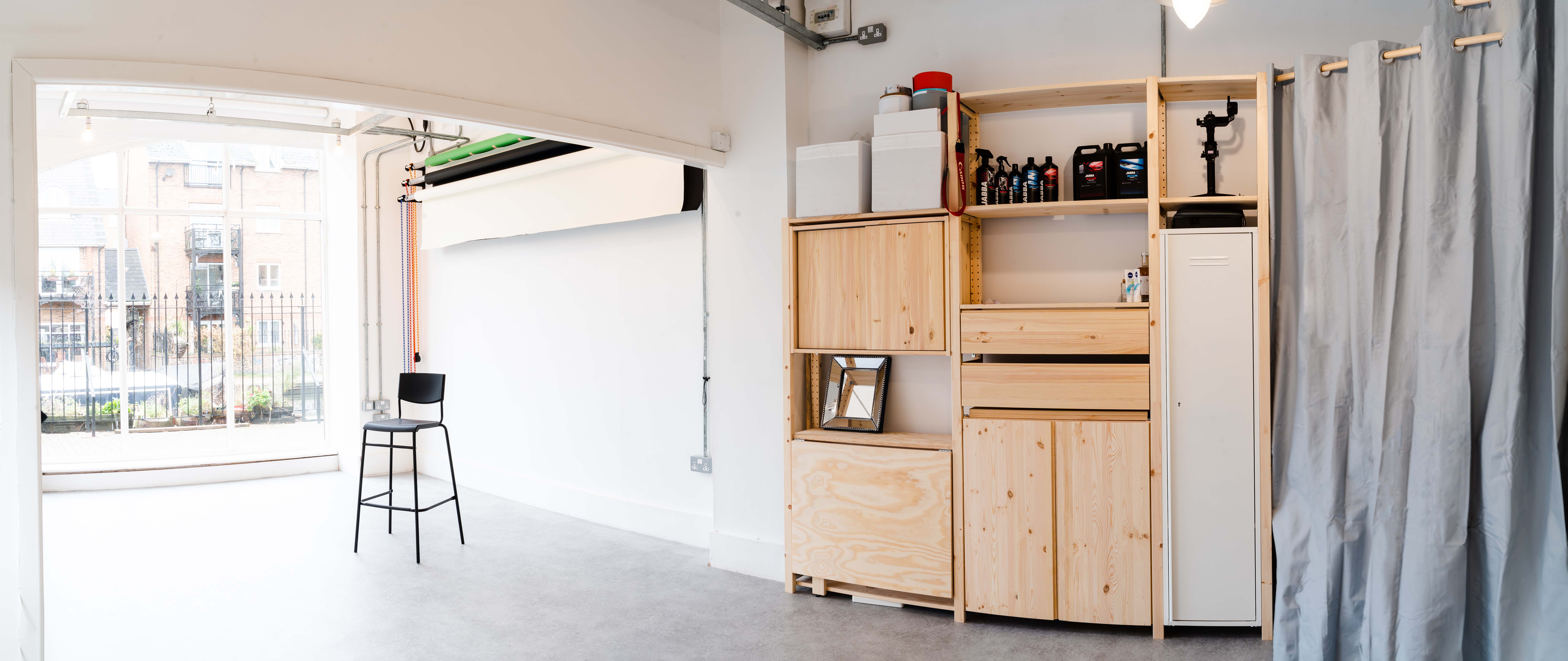 Minimalist event space with clean lines, ideal for workshops and intimate gatherings.