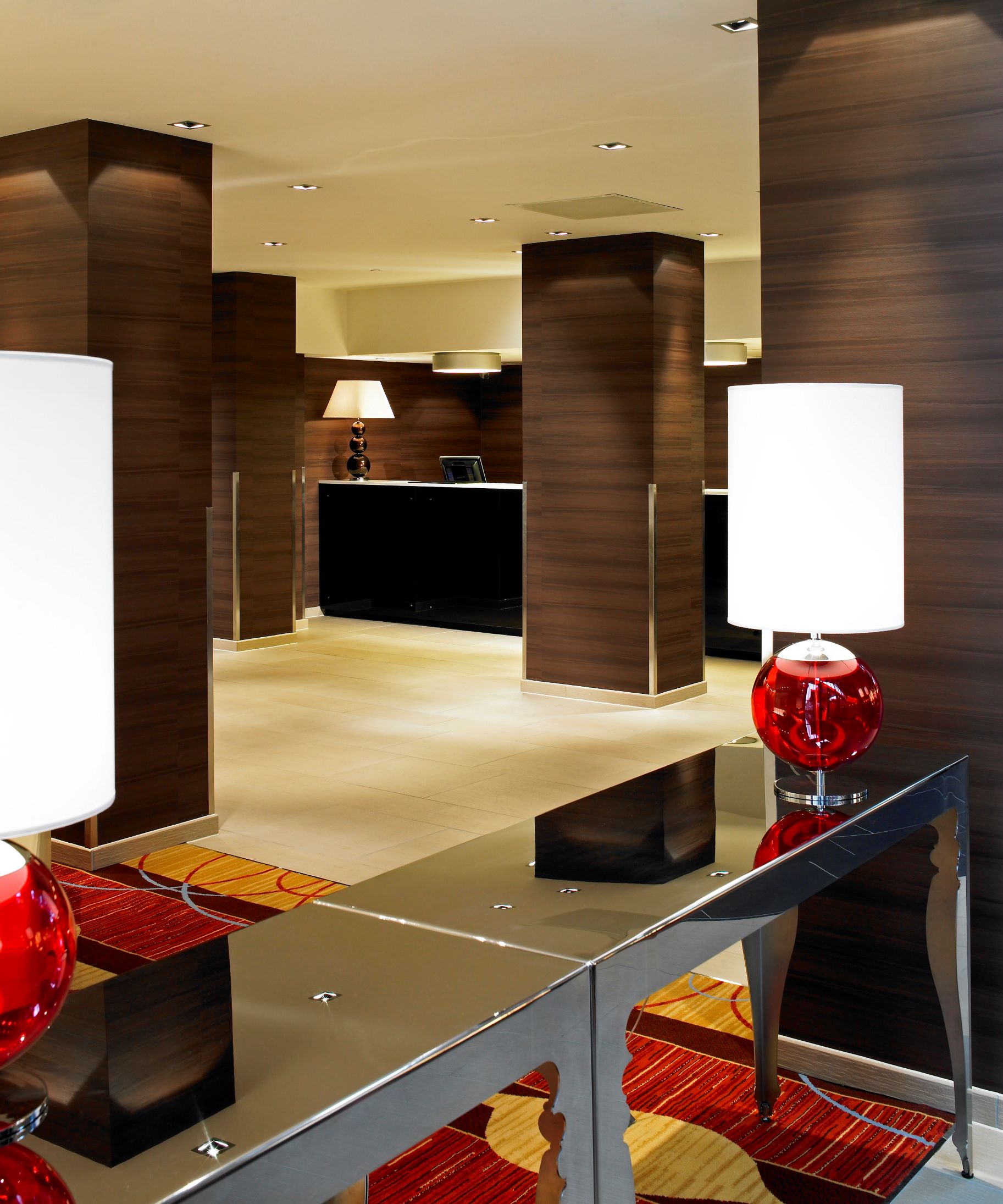 Heritage Suite lobby at Portsmouth Marriott, modern design for events and networking.