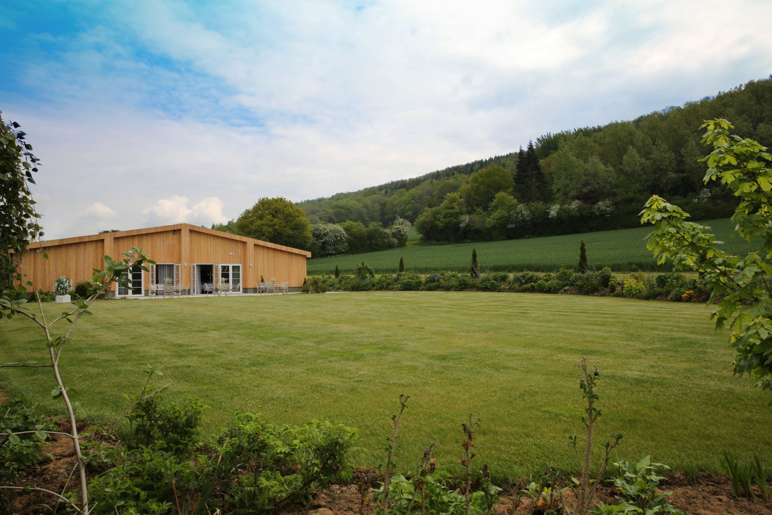 Eaton Manor Events Centre - mpkuwzwdvle.jpg