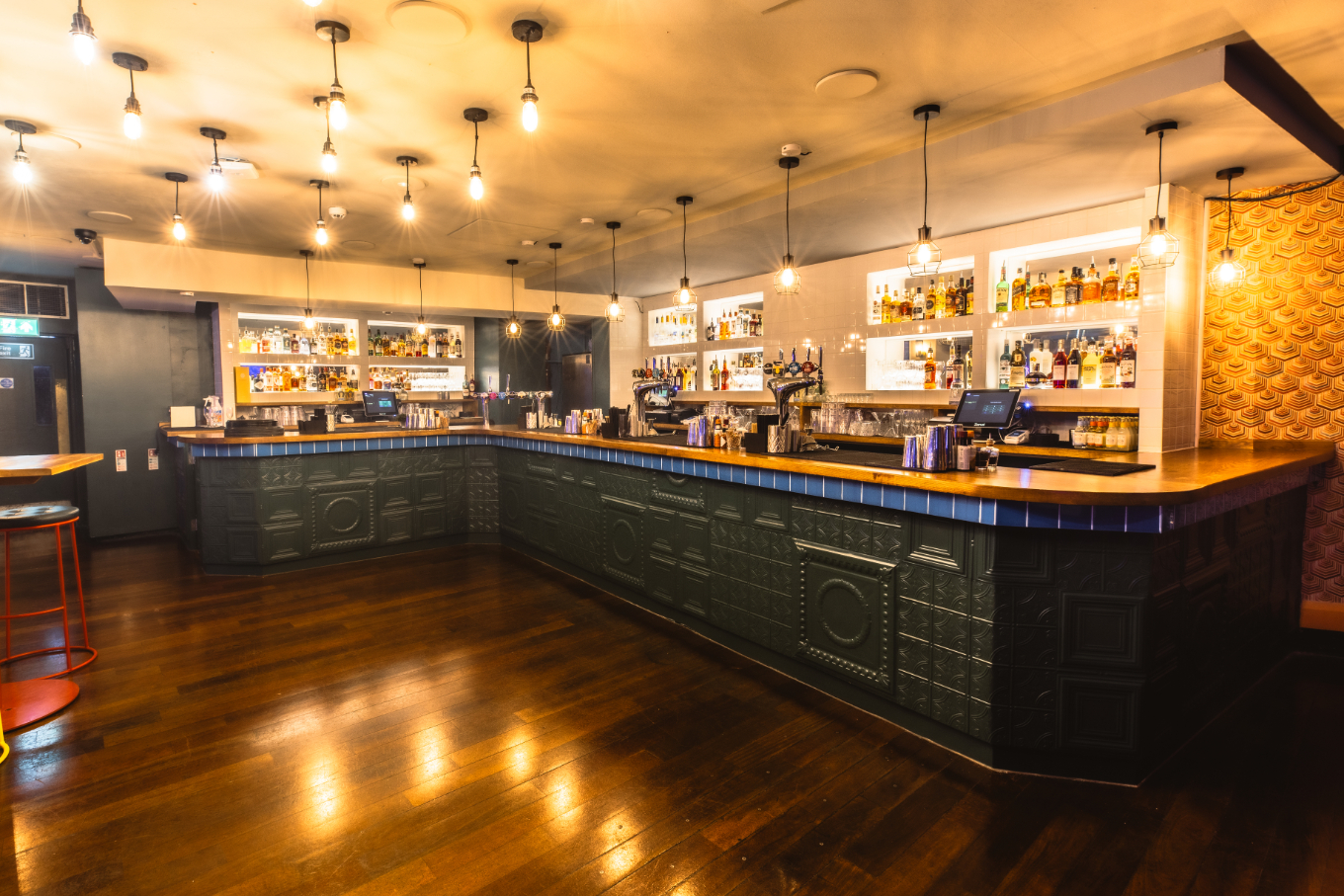 Area Exclusive - 2lntg2z5ycg.jpg