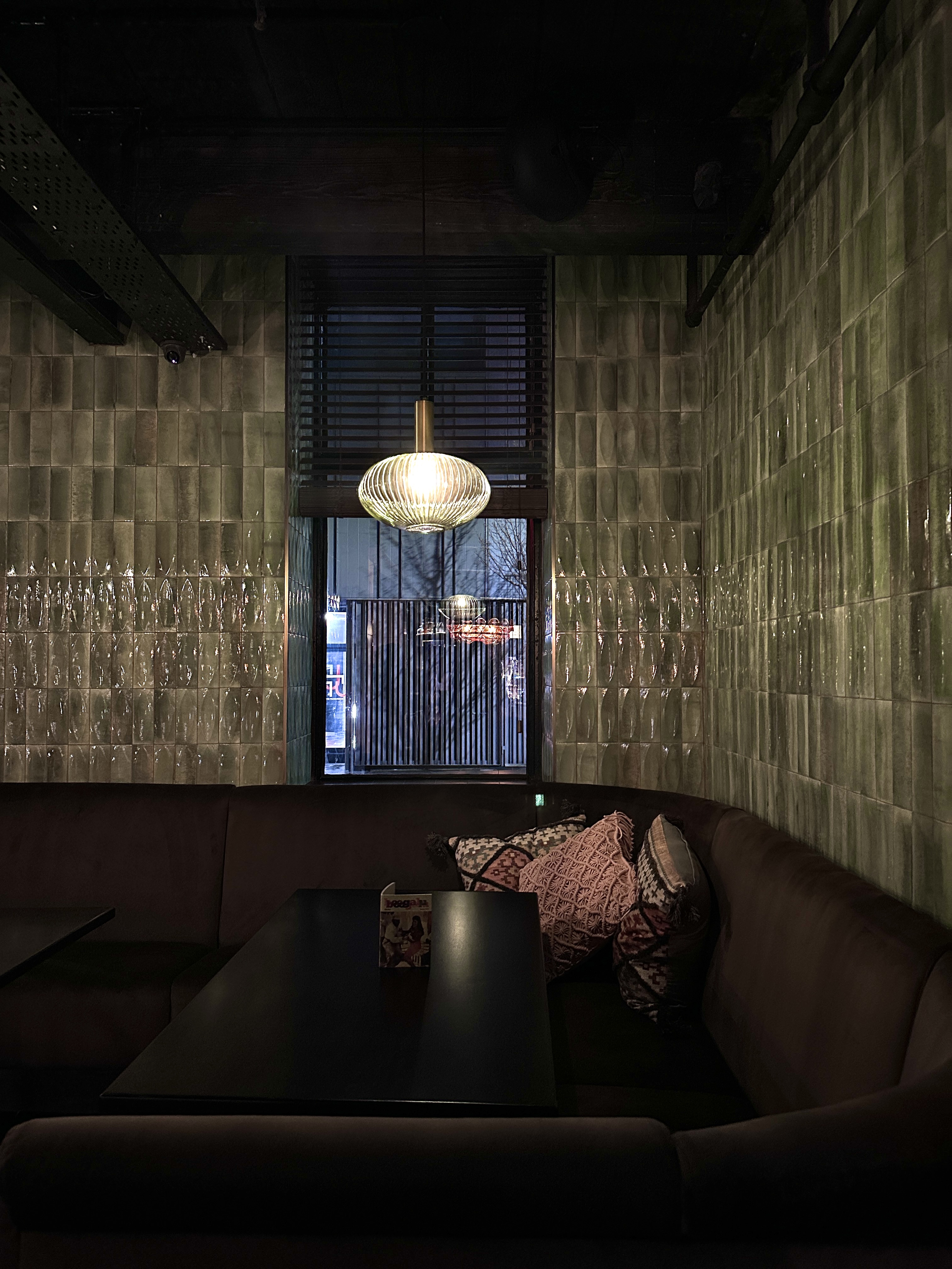 Stylish venue hire in Boogalú with cozy seating and elegant decor for events.