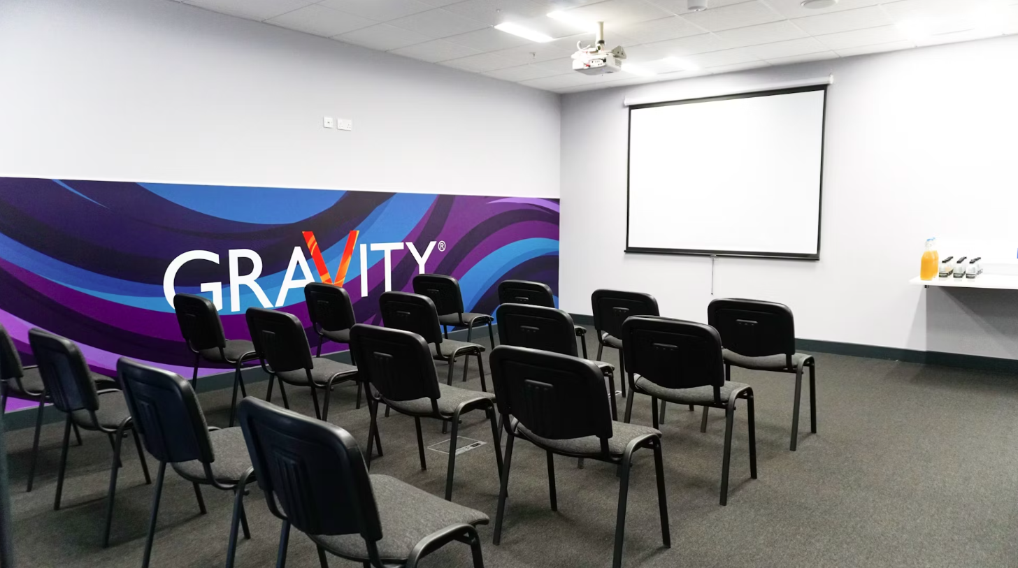 Isaac Newton Suite - daddjjdebxo.png