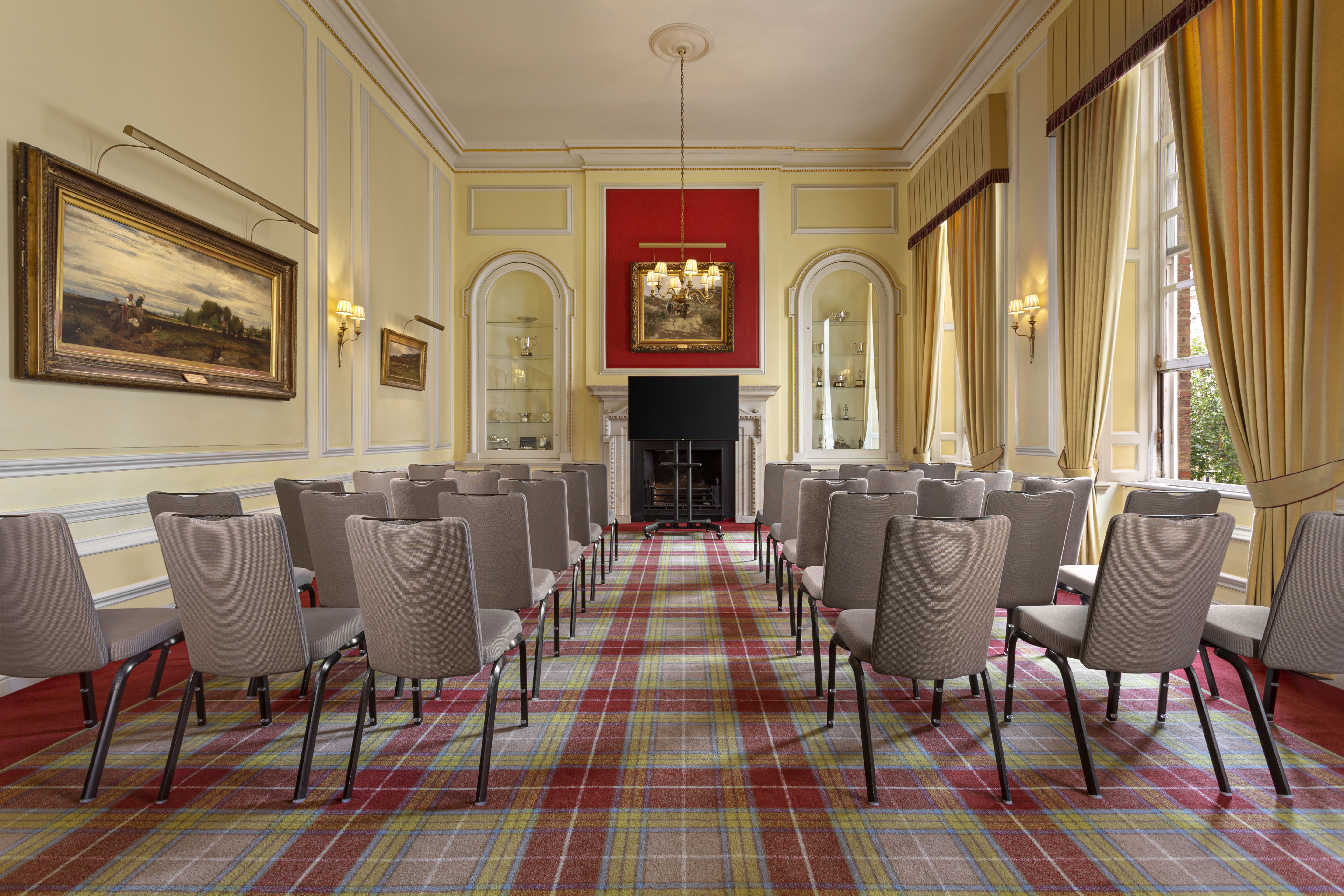 Stuart Room - azlnbqdeknf.jpg