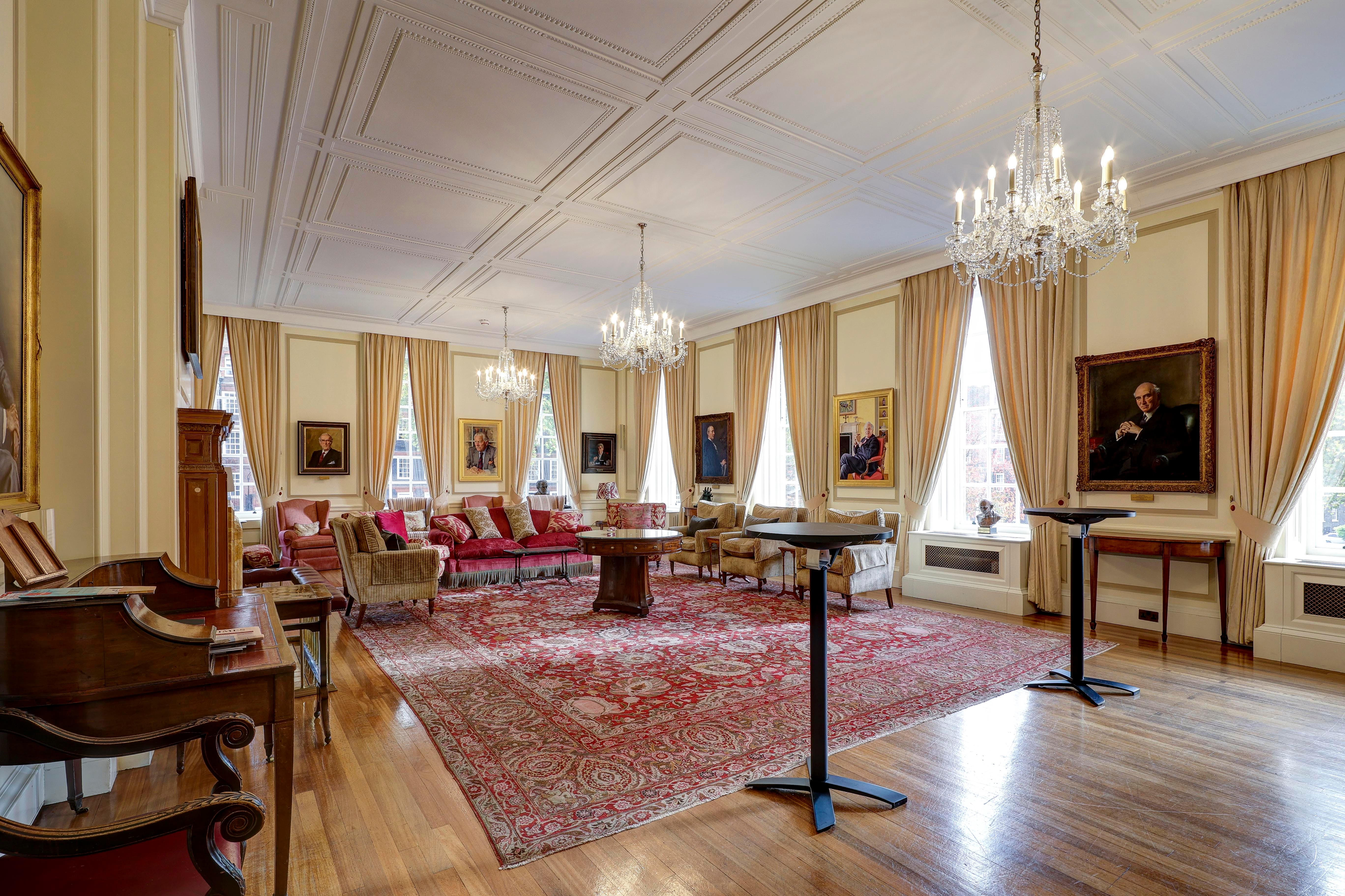 Elegant Drawing Room in The Inner Temple with chandeliers, ideal for networking and receptions.