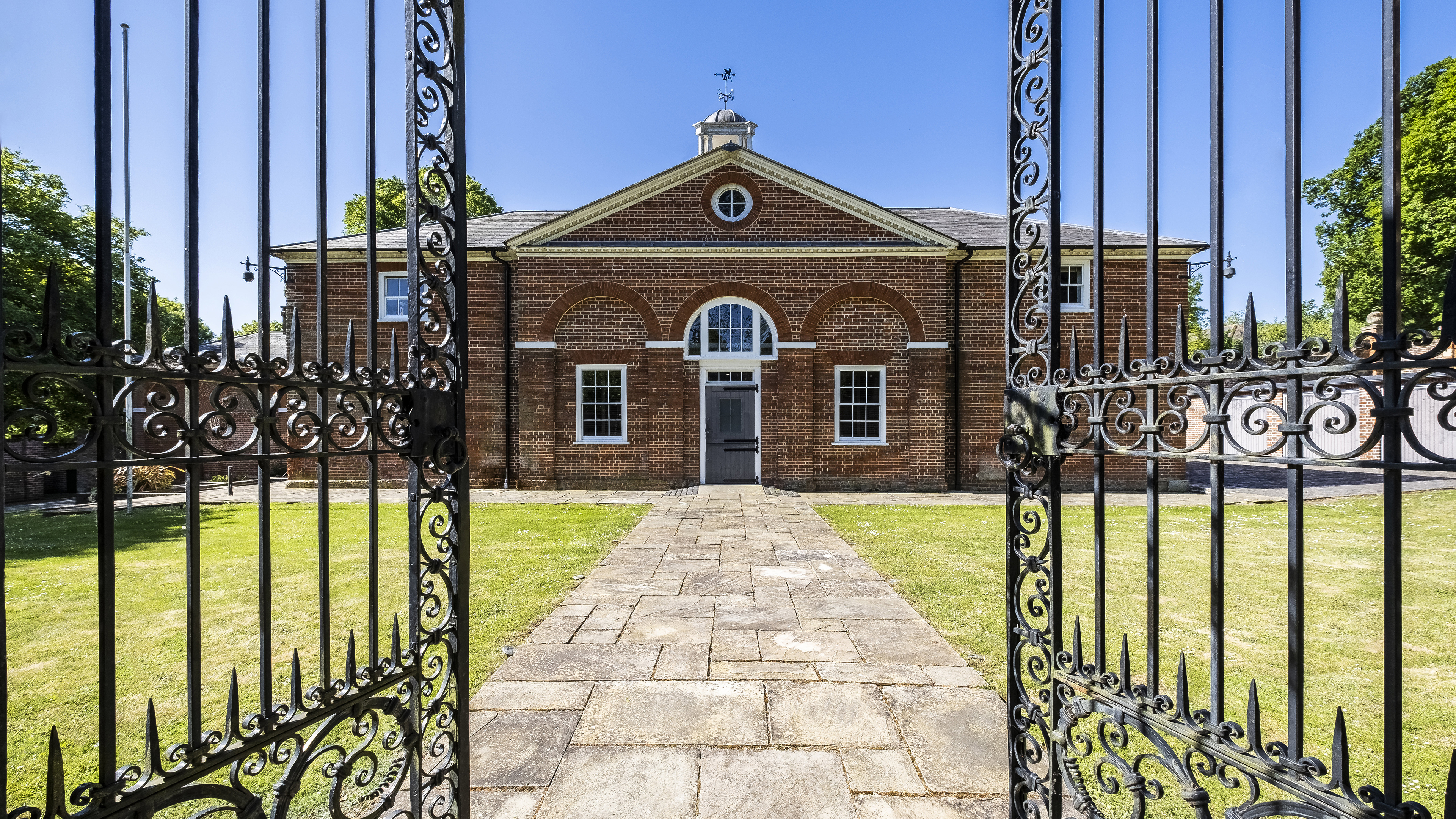 Foots Cray Mansion - dhjpdezzrql.jpg