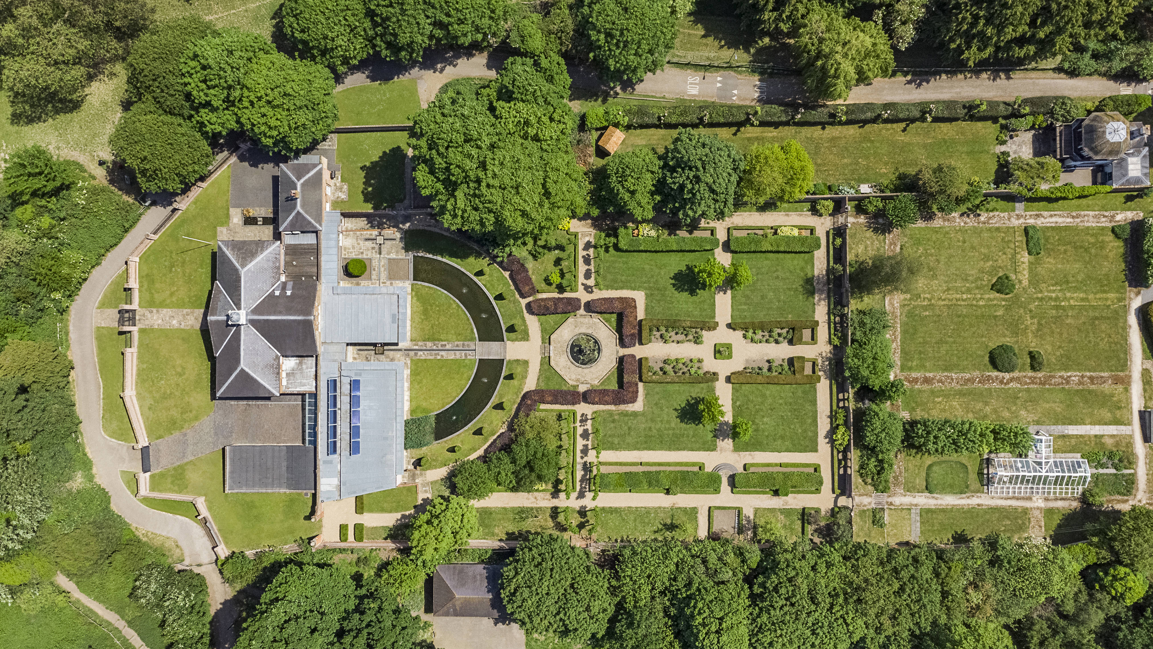 Foots Cray Mansion - xbdmvleu2q5.jpg