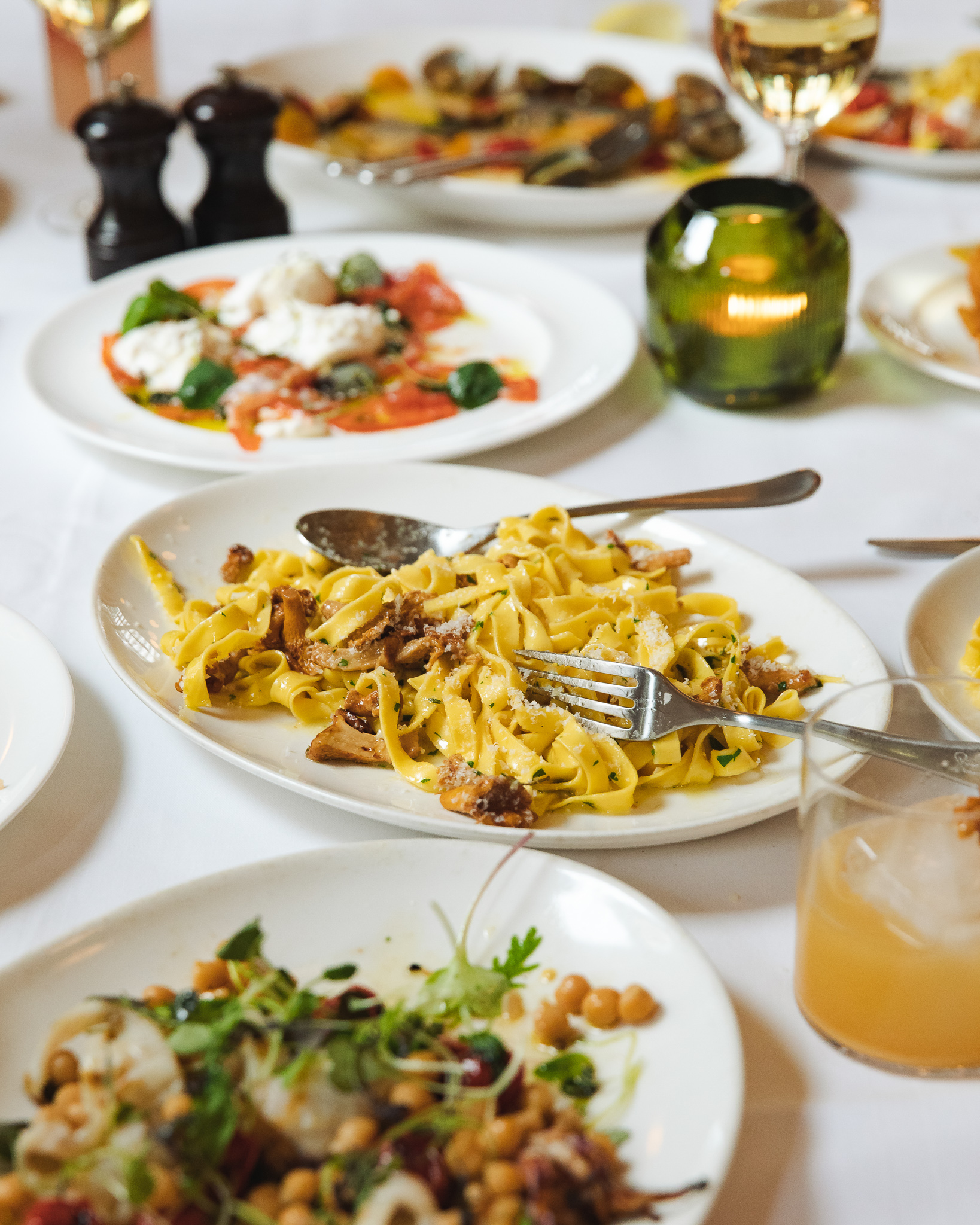 The Garden Room - 0xtiyafdfvb.jpg