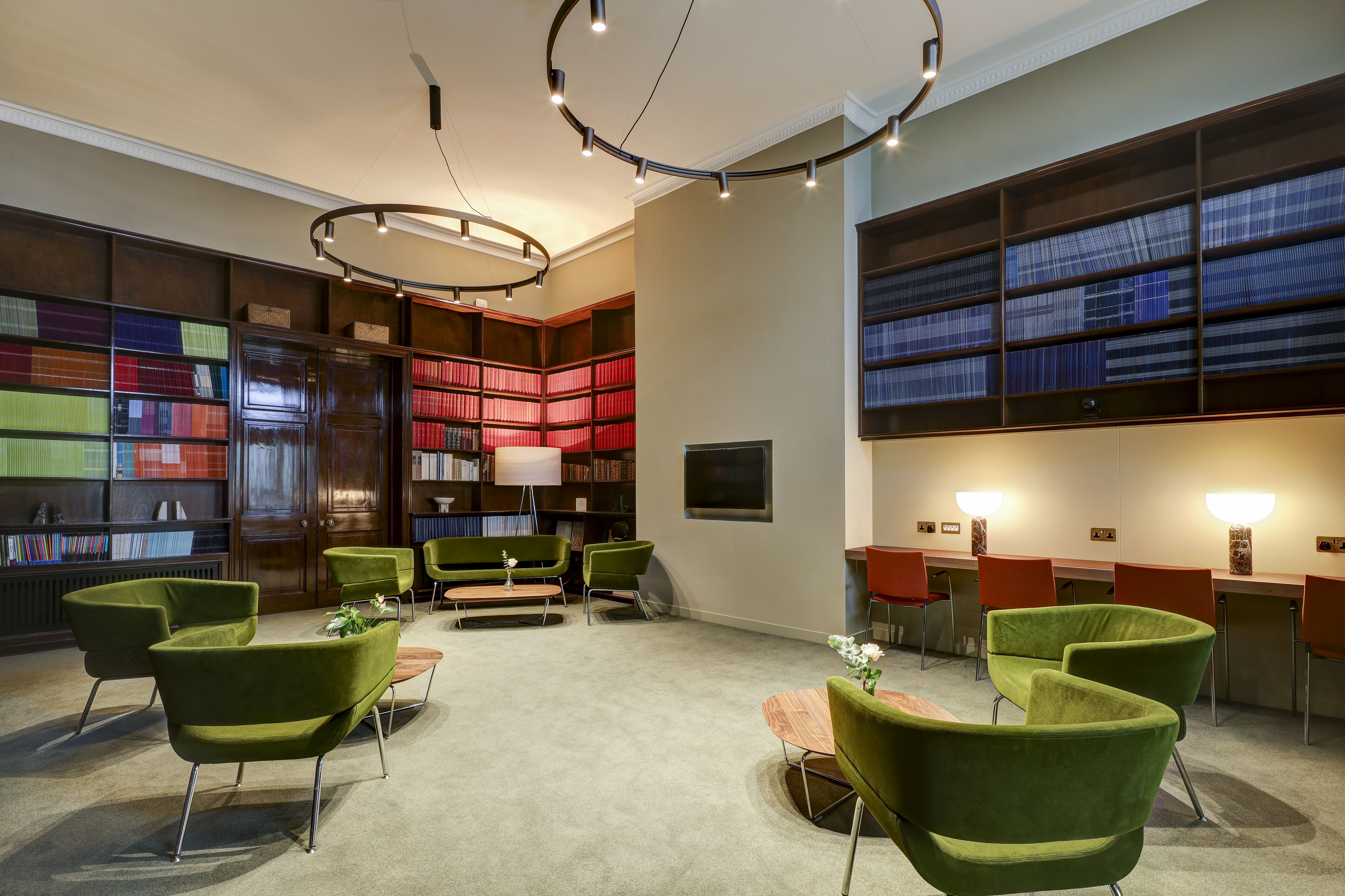 Fellows Room - qatw1sbvjar.JPG