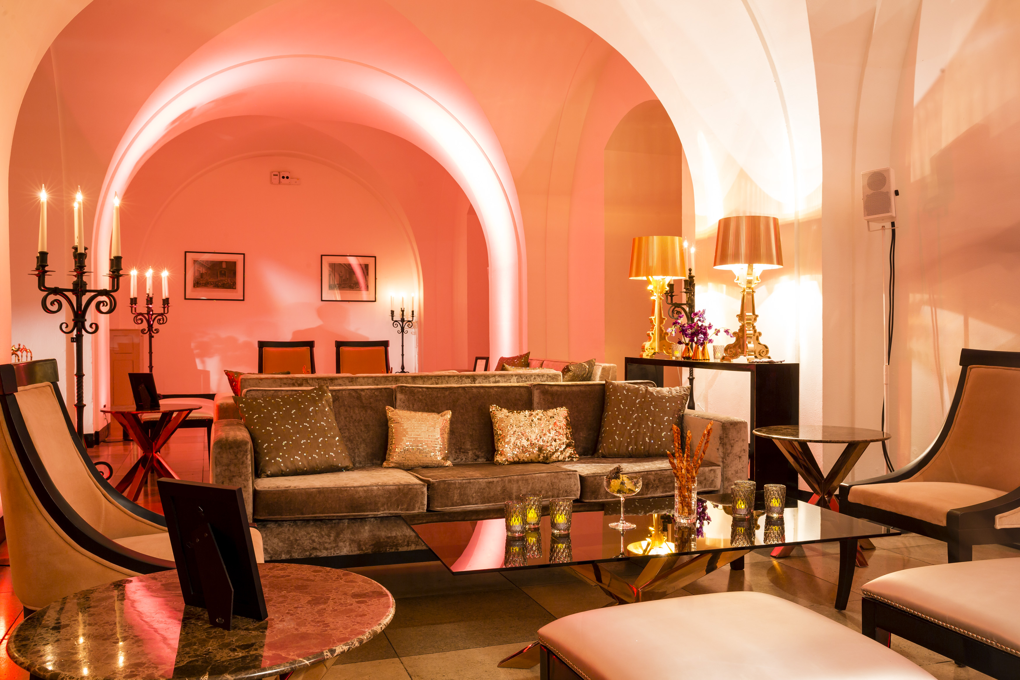 Sophisticated lounge area in Banqueting House for elegant networking events.