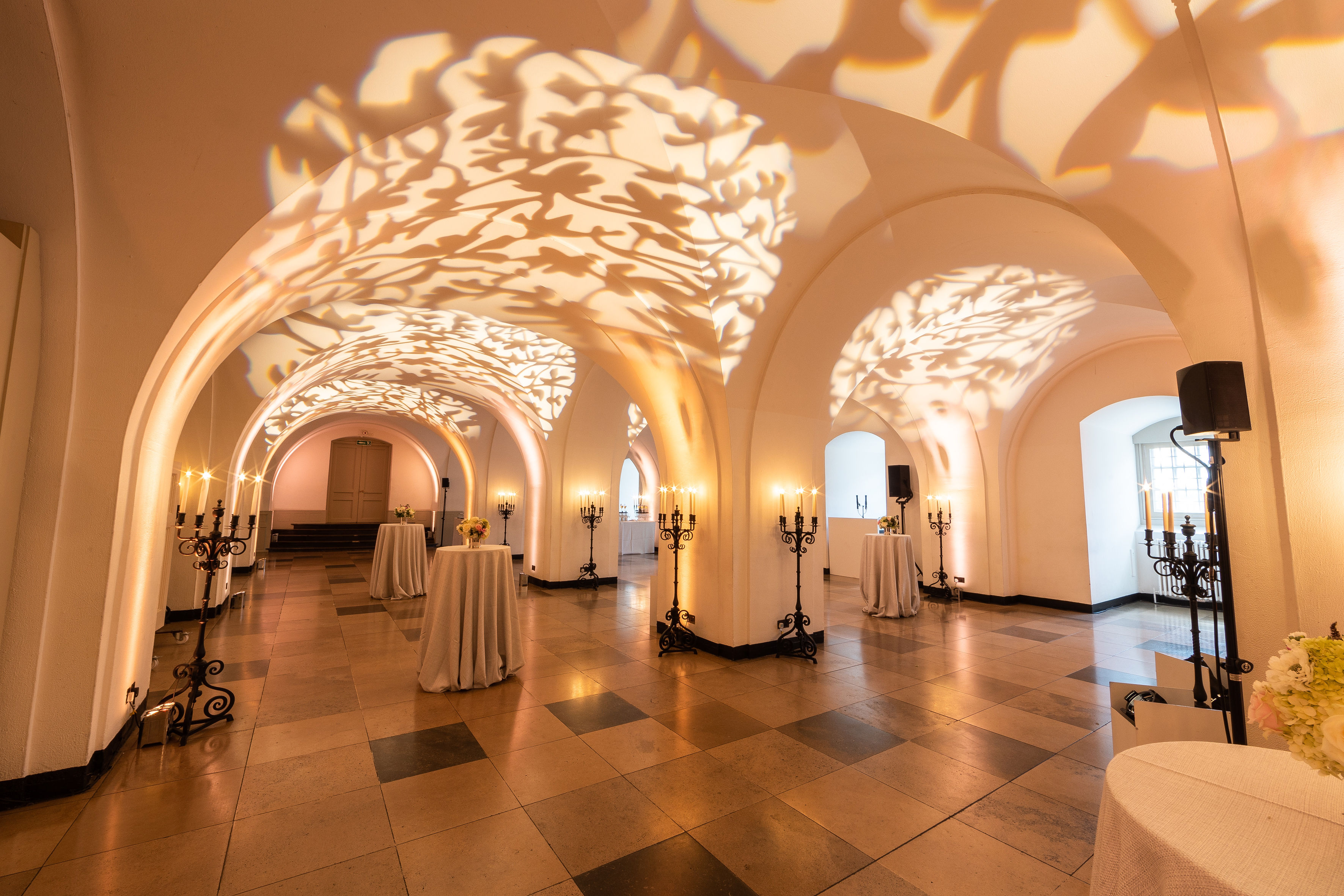 Elegant event space with arched ceilings for upscale gatherings in Banqueting House.