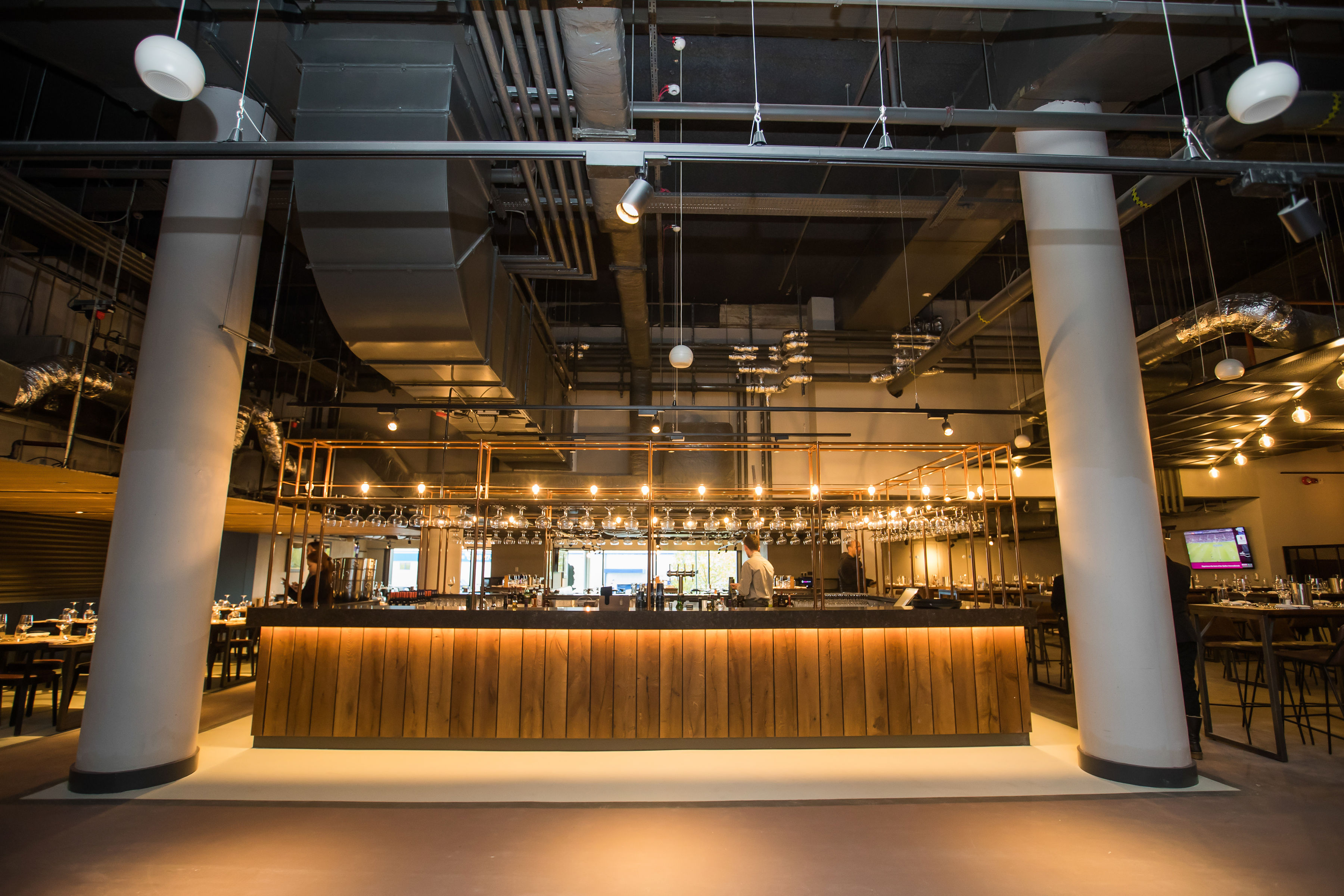 Allianz Stadium modern event space with elegant bar for meetings and receptions.