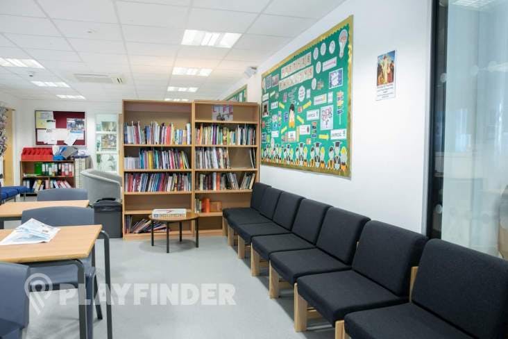 Classroom/Meeting Room - m5lec3mluhg.jpeg