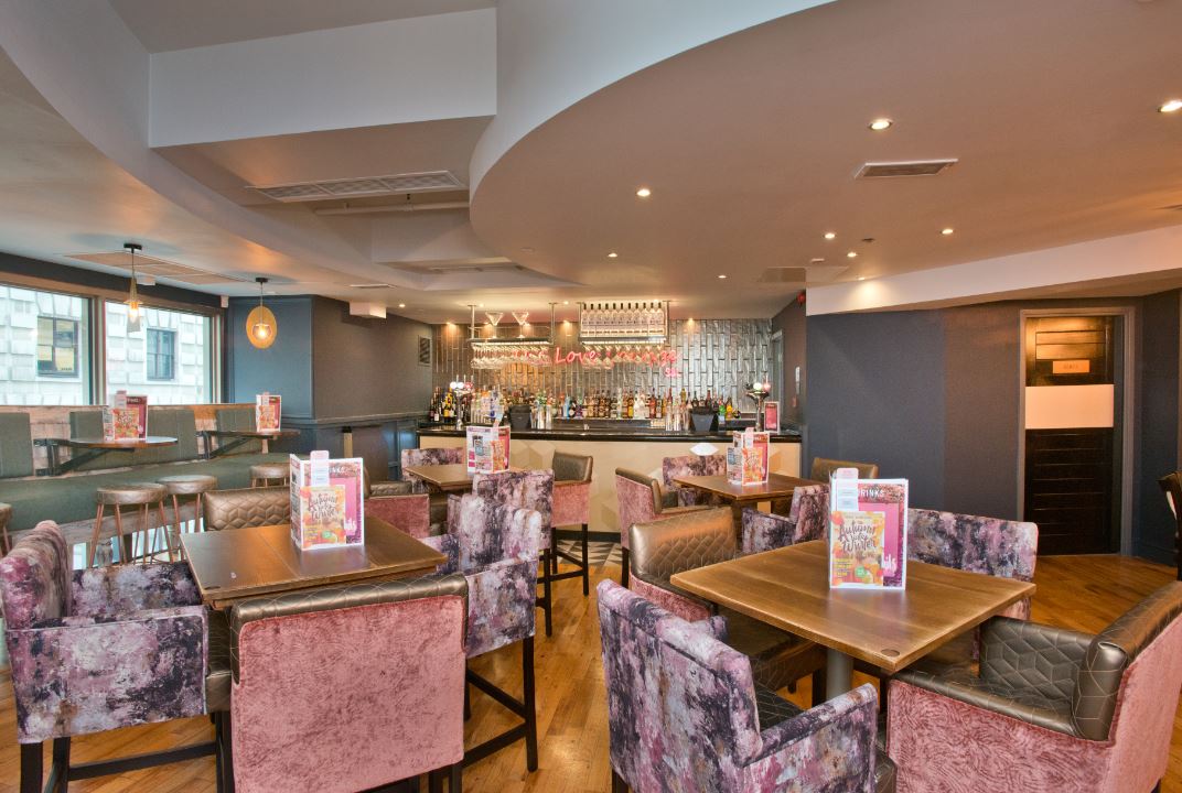 Whole Venue - nt5kmsmayy0.JPG