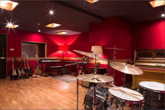 Live Room 1 - Dock Street Studios - nz0u5hoosdd.png