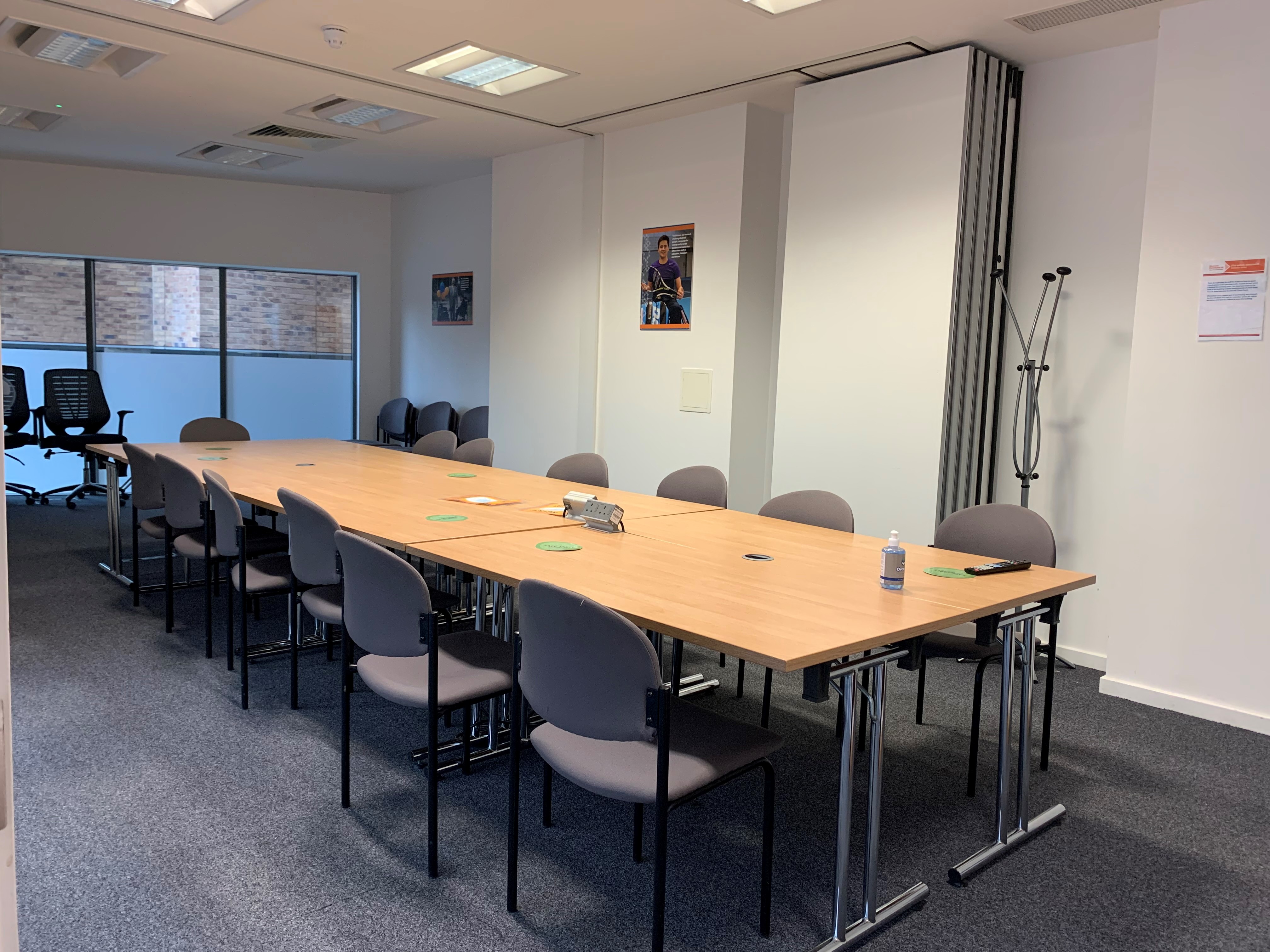 MDUK - office - wuexlqv5yxh.jpg