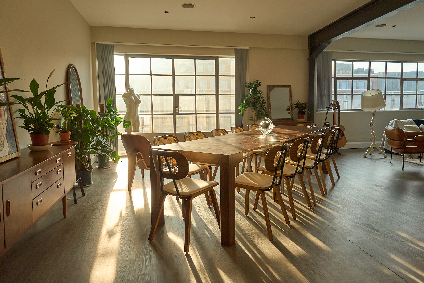 Whole Venue - e88046a8-5a5b-41c3-ab9c-6af4d9b76b3a.jpg