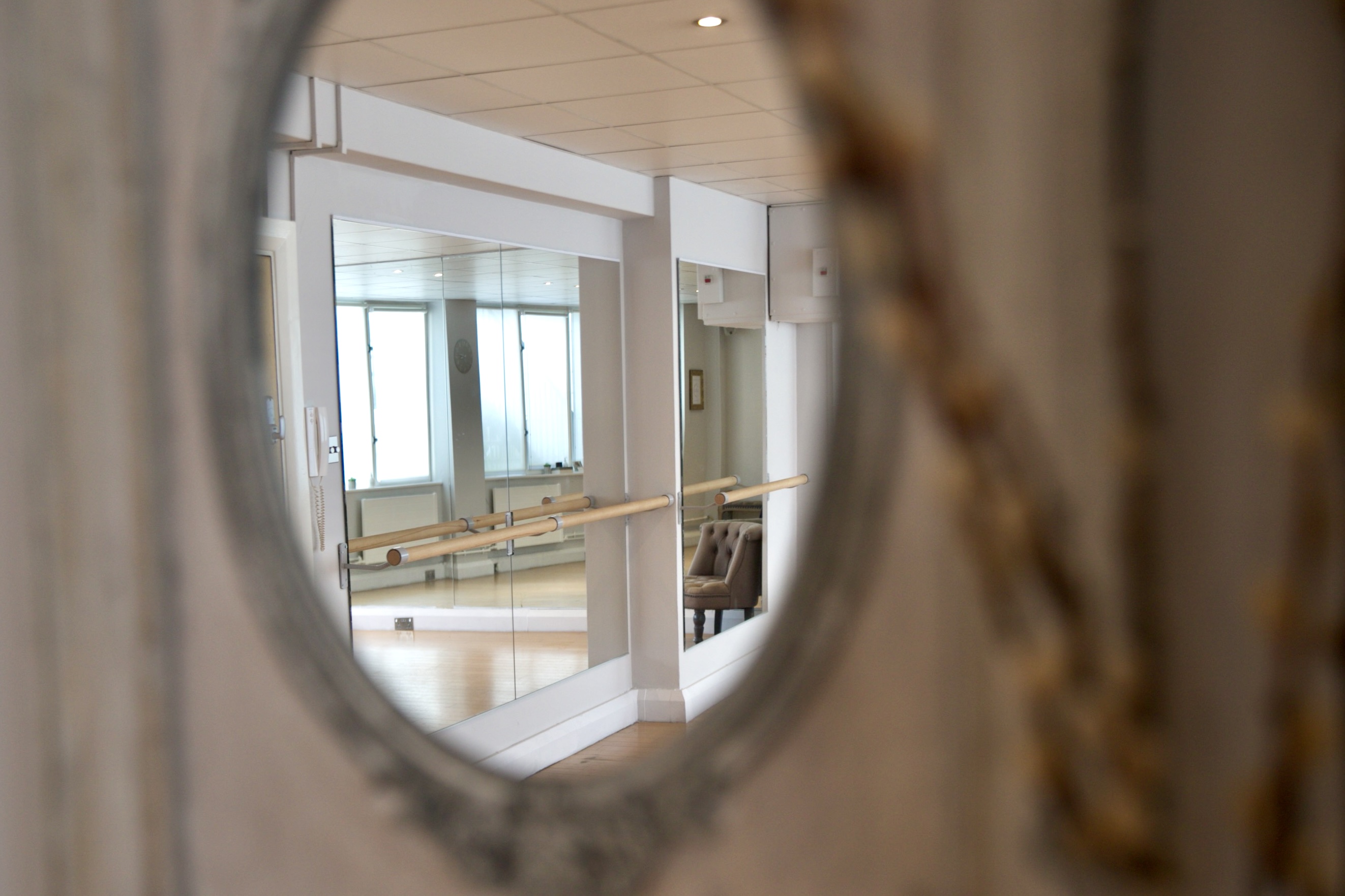 Studio Movement - n1shtmltx11.jpg