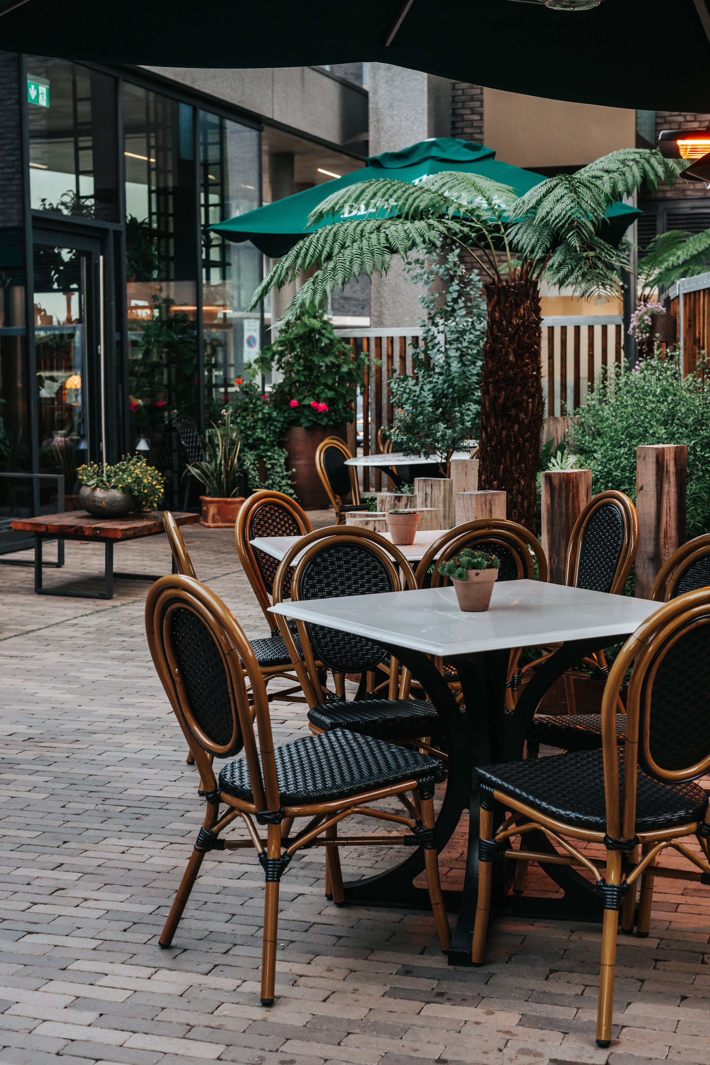 Black Friar garden reception event