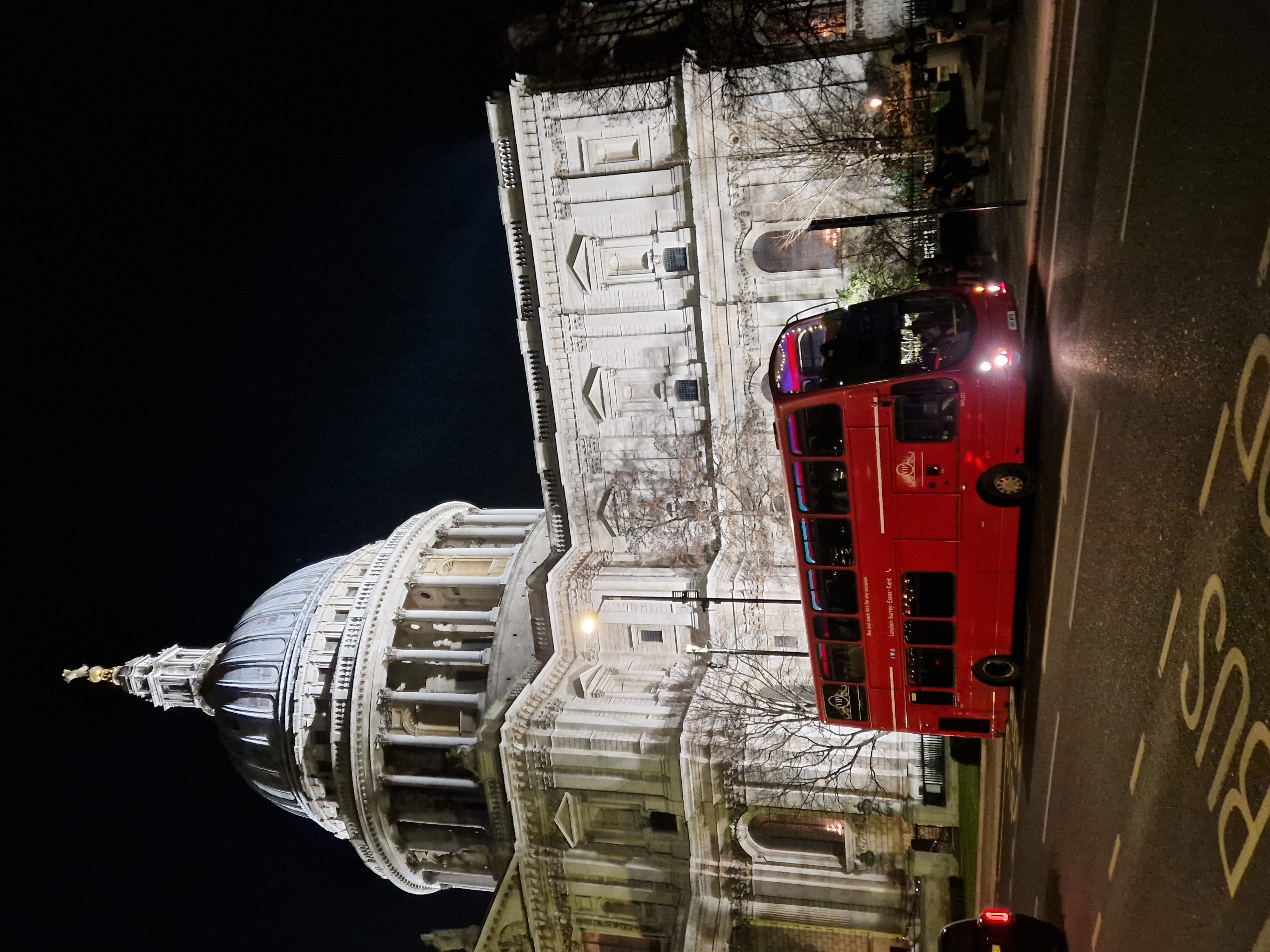 Party bus London  - laooppy0ofb.jpg