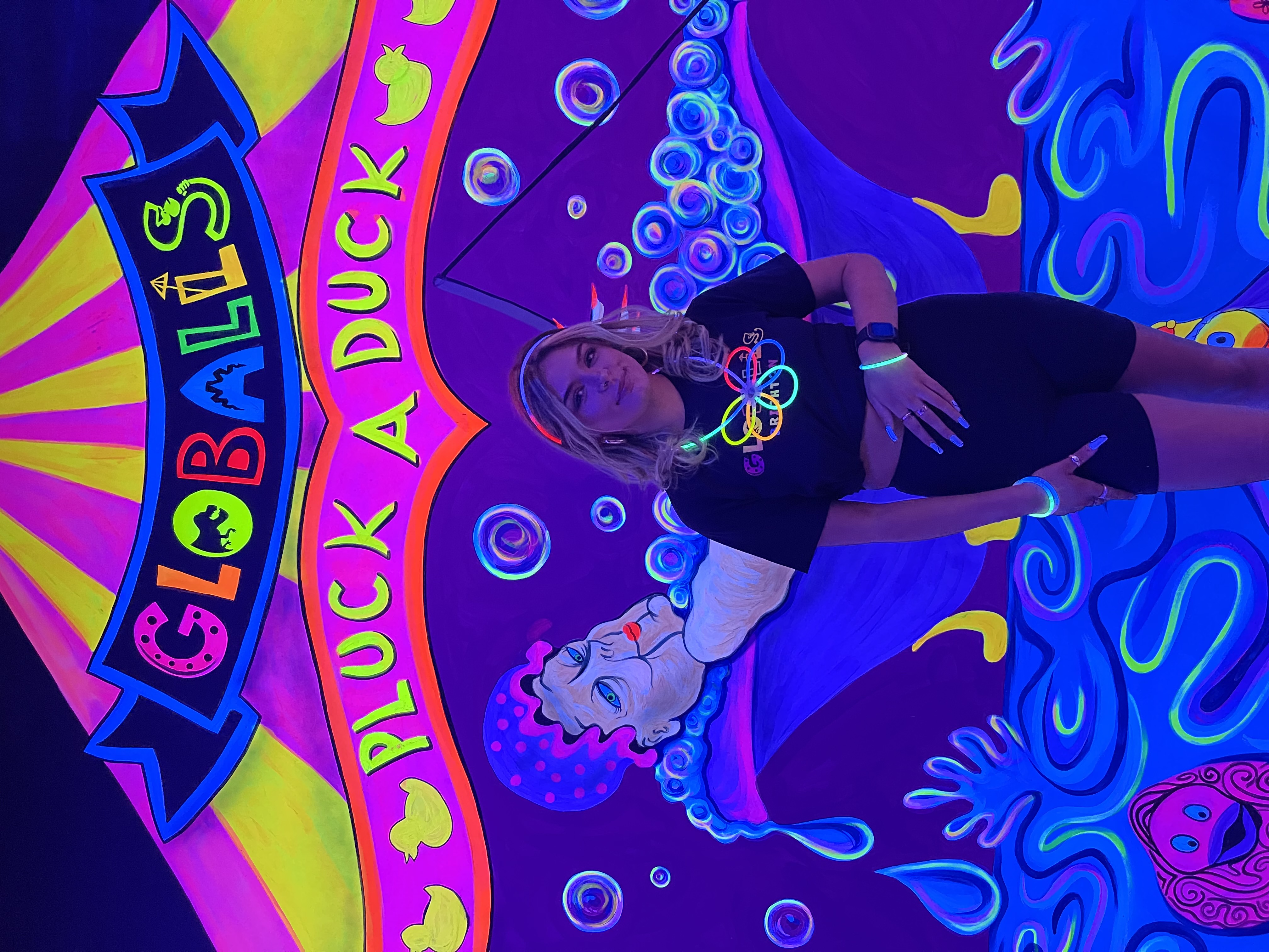 GLOBALLS - 0wb43phtnic.jpeg