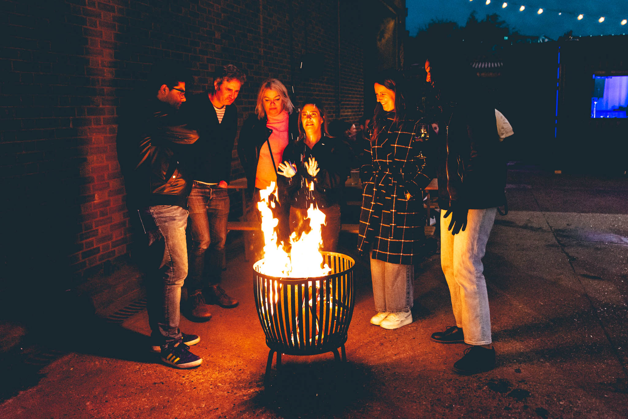 Morden Wharf Terrace - pyqnbvsb4wh.jpg