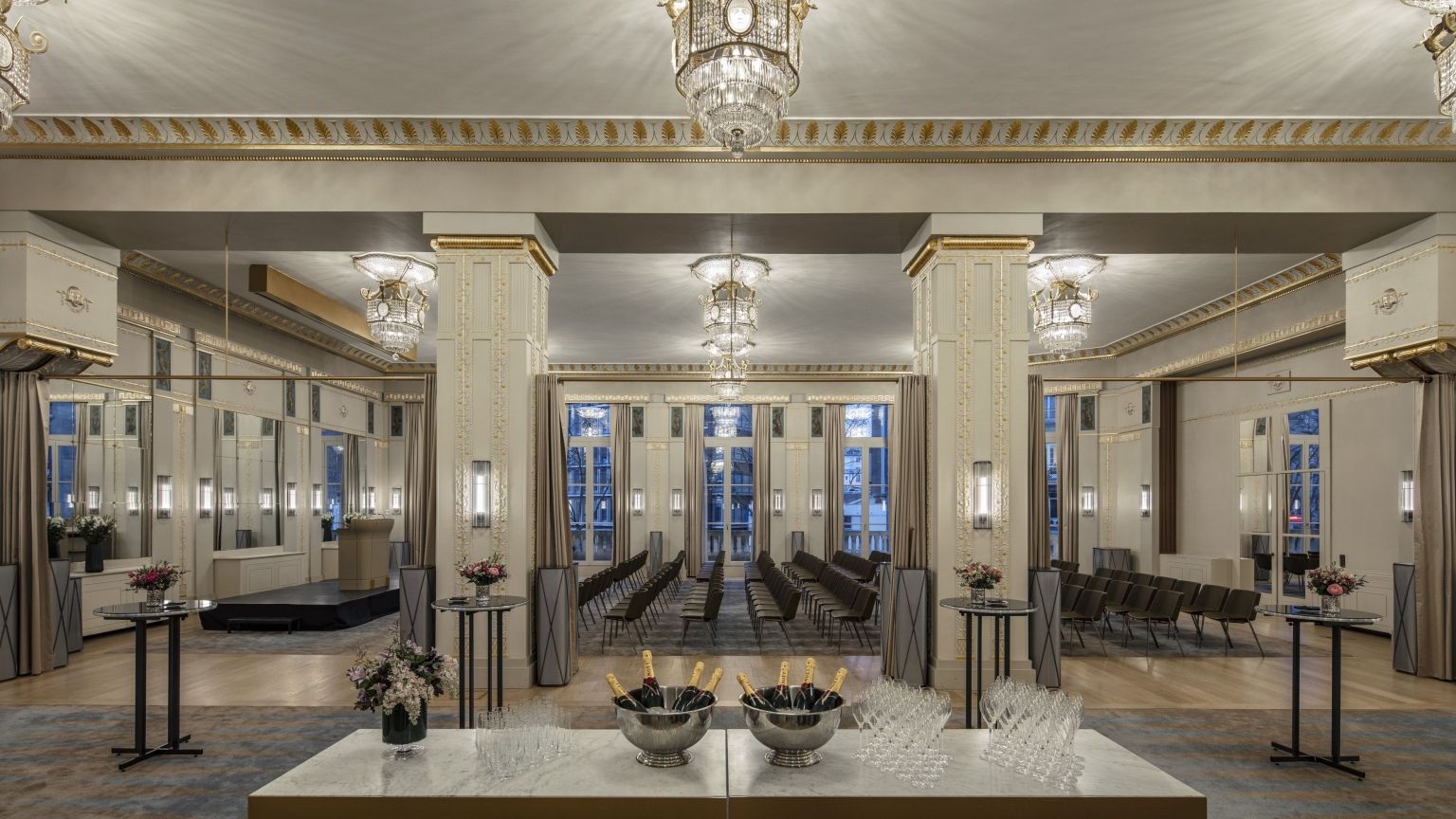 Cristal Ballroom in Lutetia Paris, elegant chandeliers for sophisticated events.