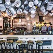 Stylish bar area in Ibérica Victoria, ideal for networking events and cocktail receptions.