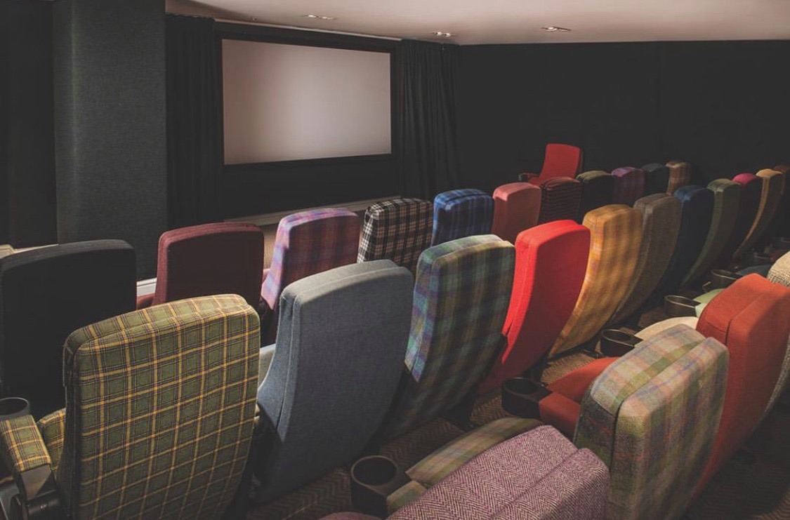 Monte Carlo Suite - ox3pn3qflfw.jpg