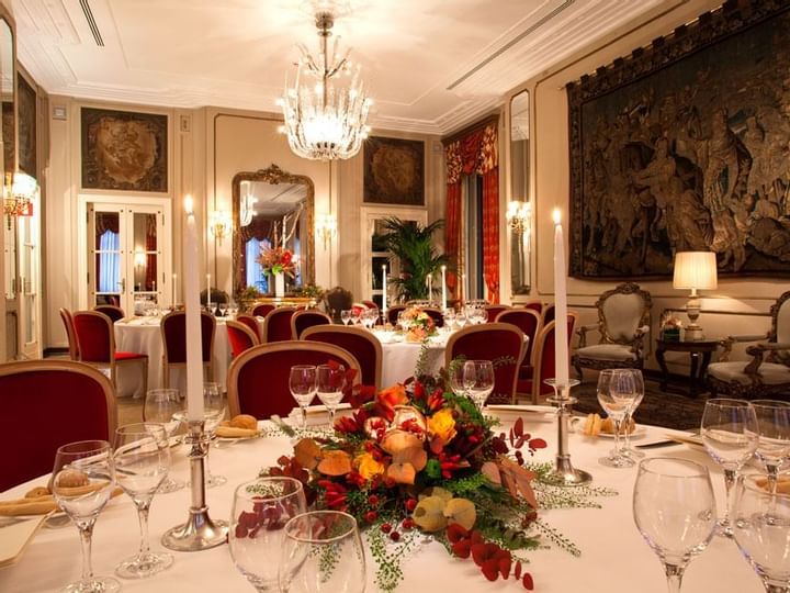 Elegant dining room at Puccini Lounge, perfect for upscale events and formal dinners.