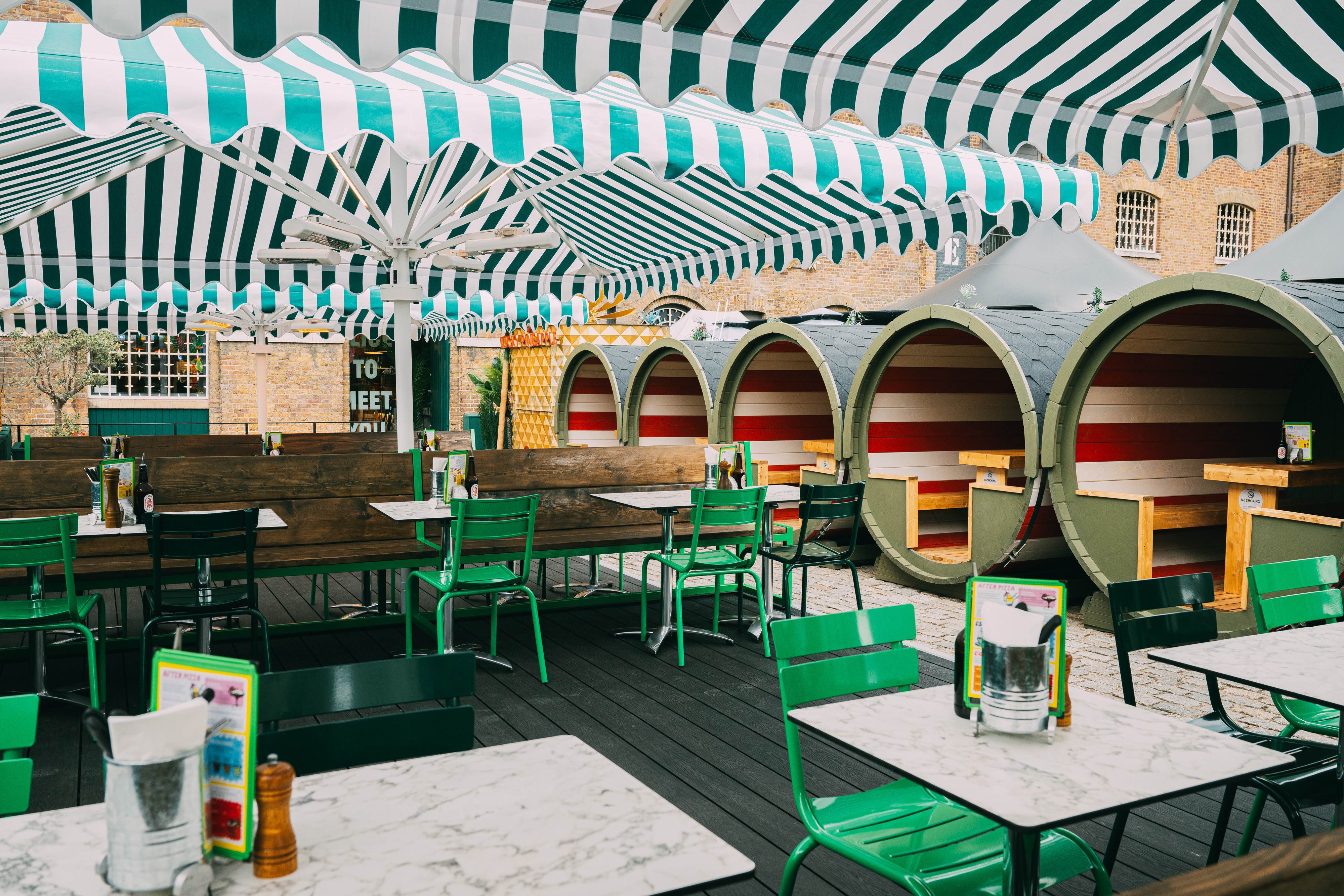 Outside Terrace & Dining - 5kegk0rgobc.jpg