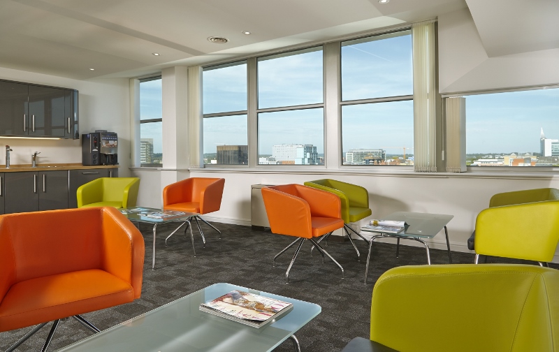 Meeting Room 2 (East Side) - 3kbw3k2gan3.jpg