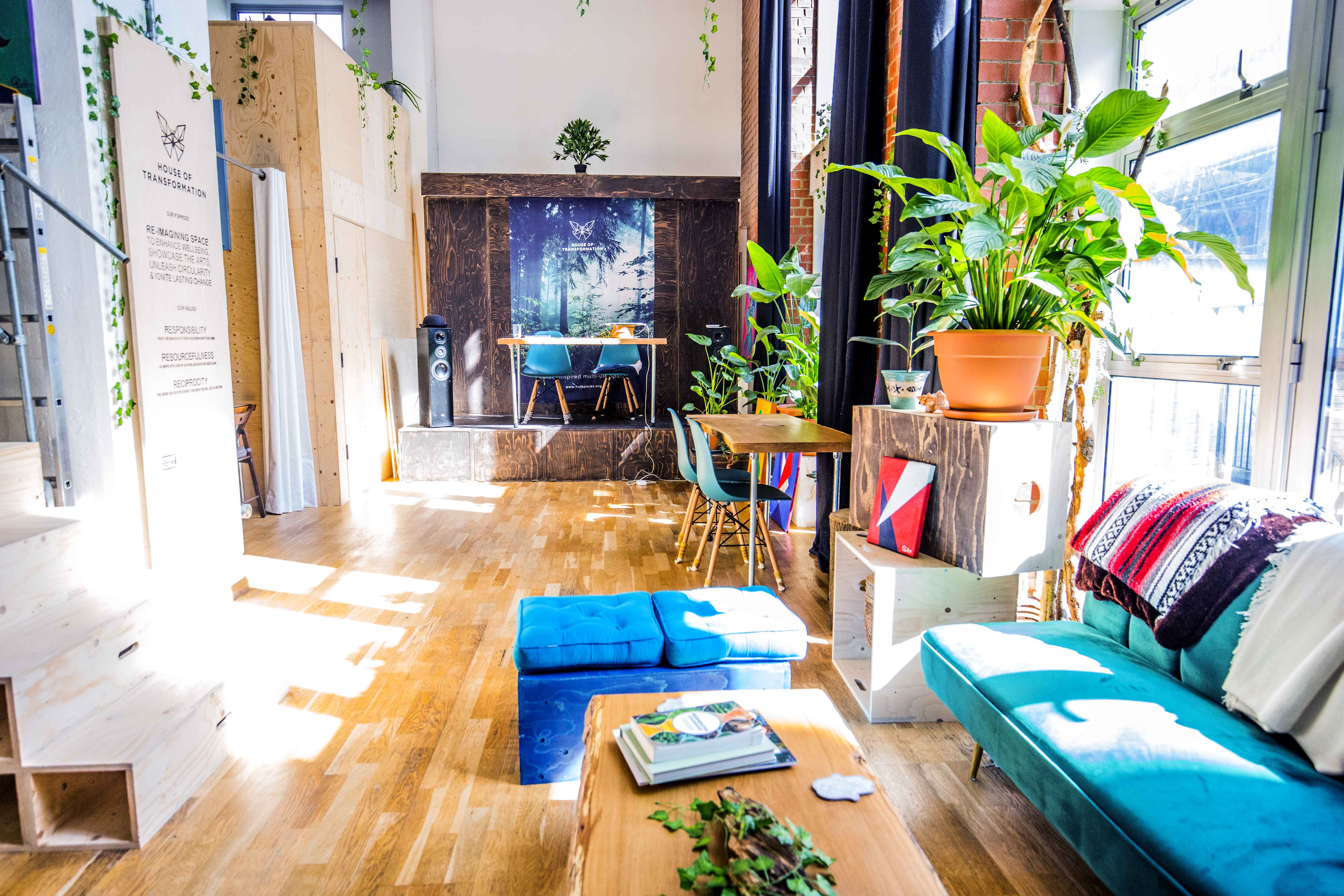 Bright meeting space at House of Transformation, ideal for creative gatherings and brainstorming.