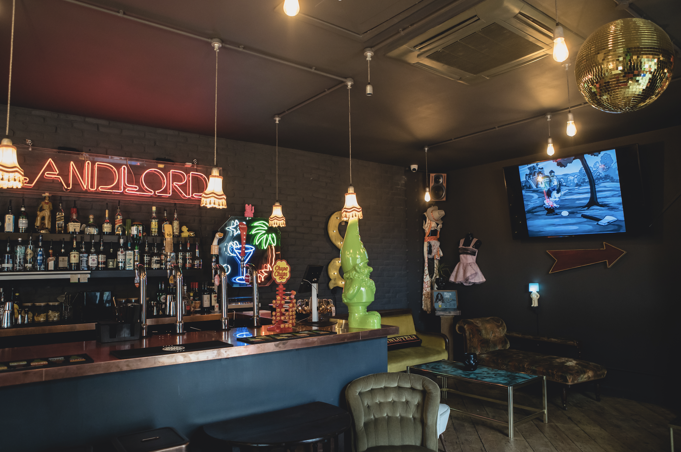 Vibrant Sobremesa Bar with eclectic decor, perfect for networking events and parties.