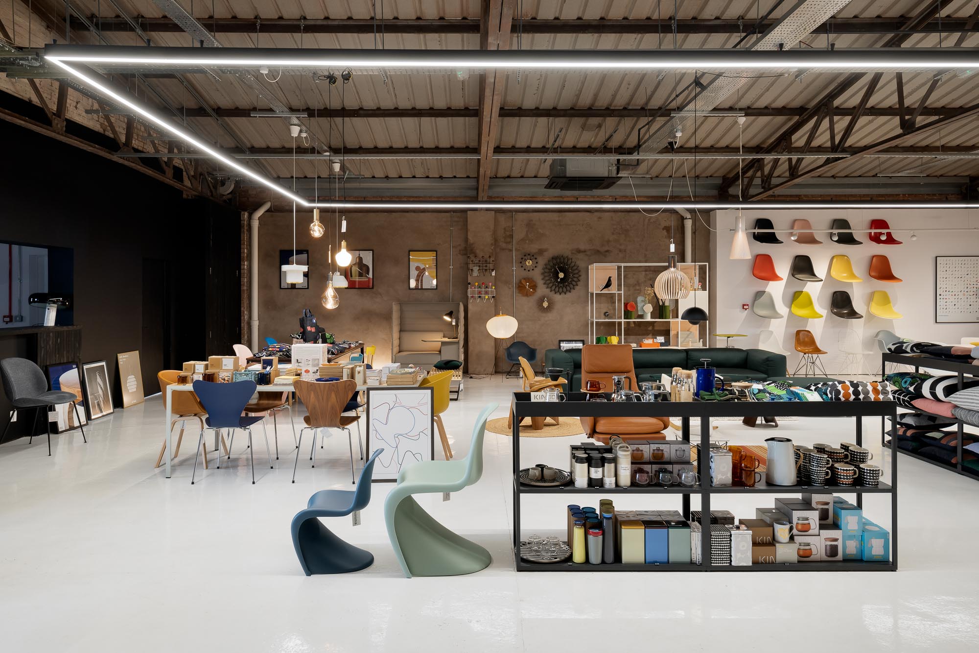 Versatile Central Warehouse event space with colorful seating for meetings and workshops.