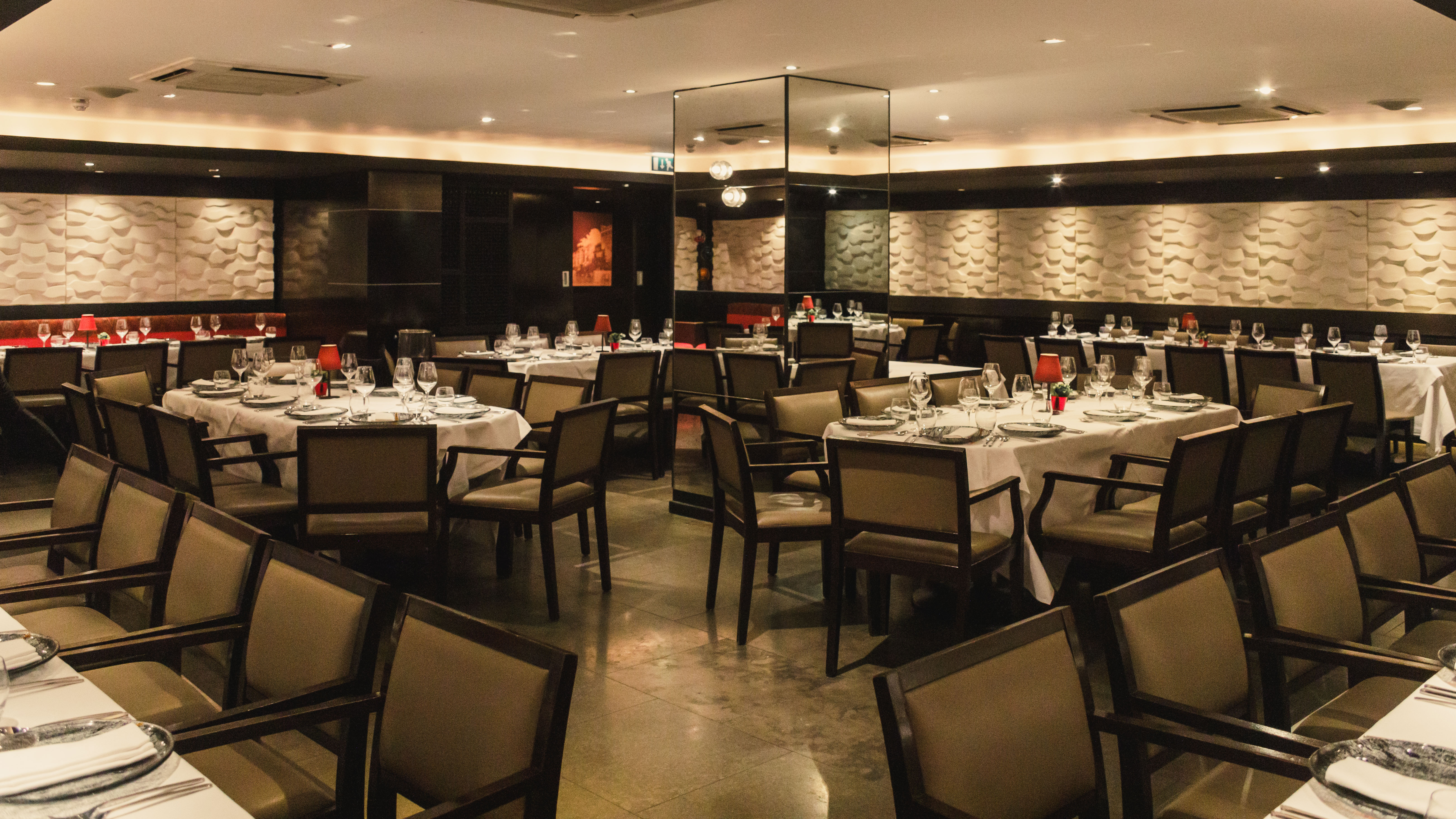 Elegant dining space at Benares Restaurant, perfect for corporate events and gatherings.