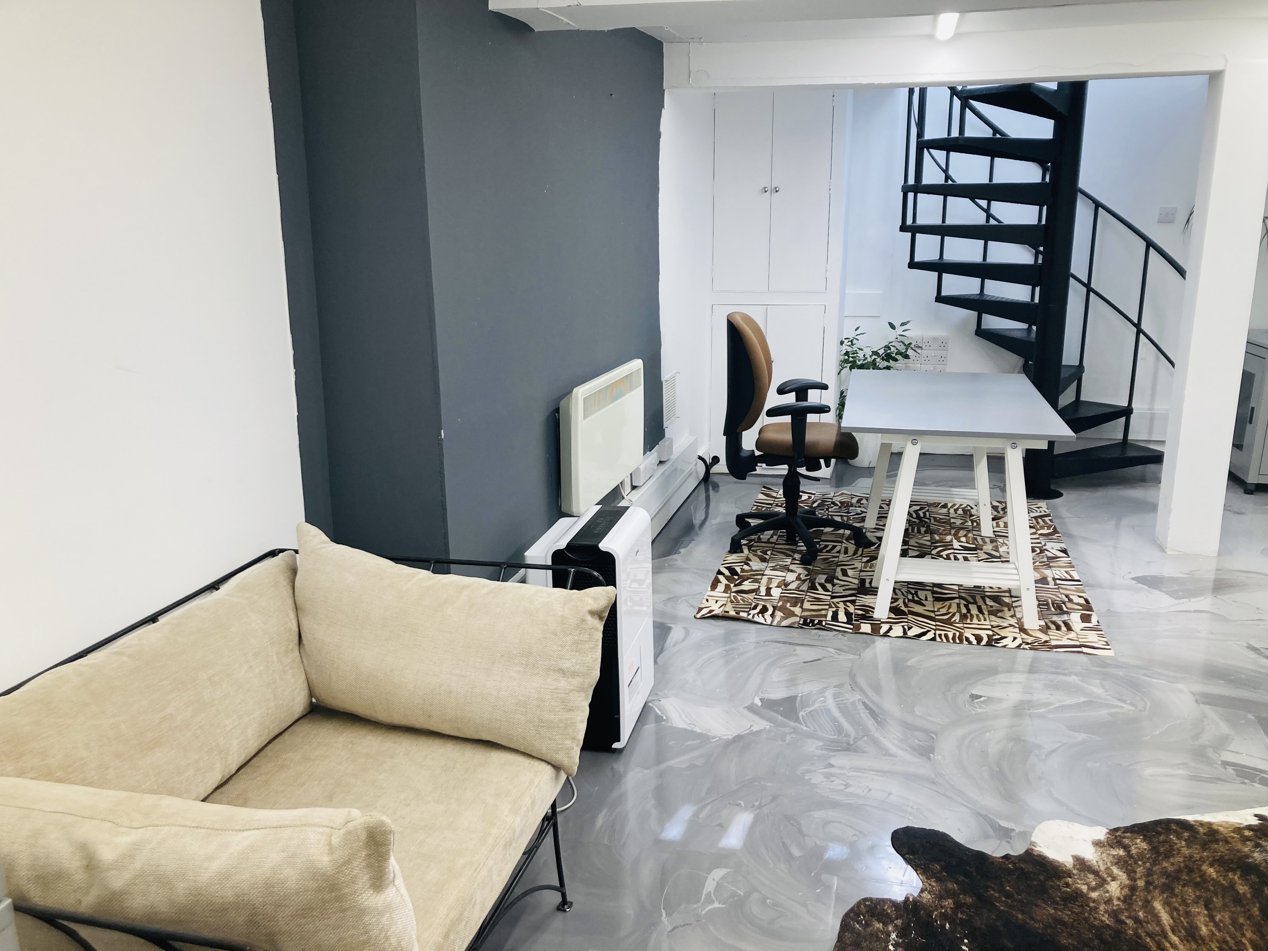 The Fashion Building Basement  - lc4sgztpp32.jpg