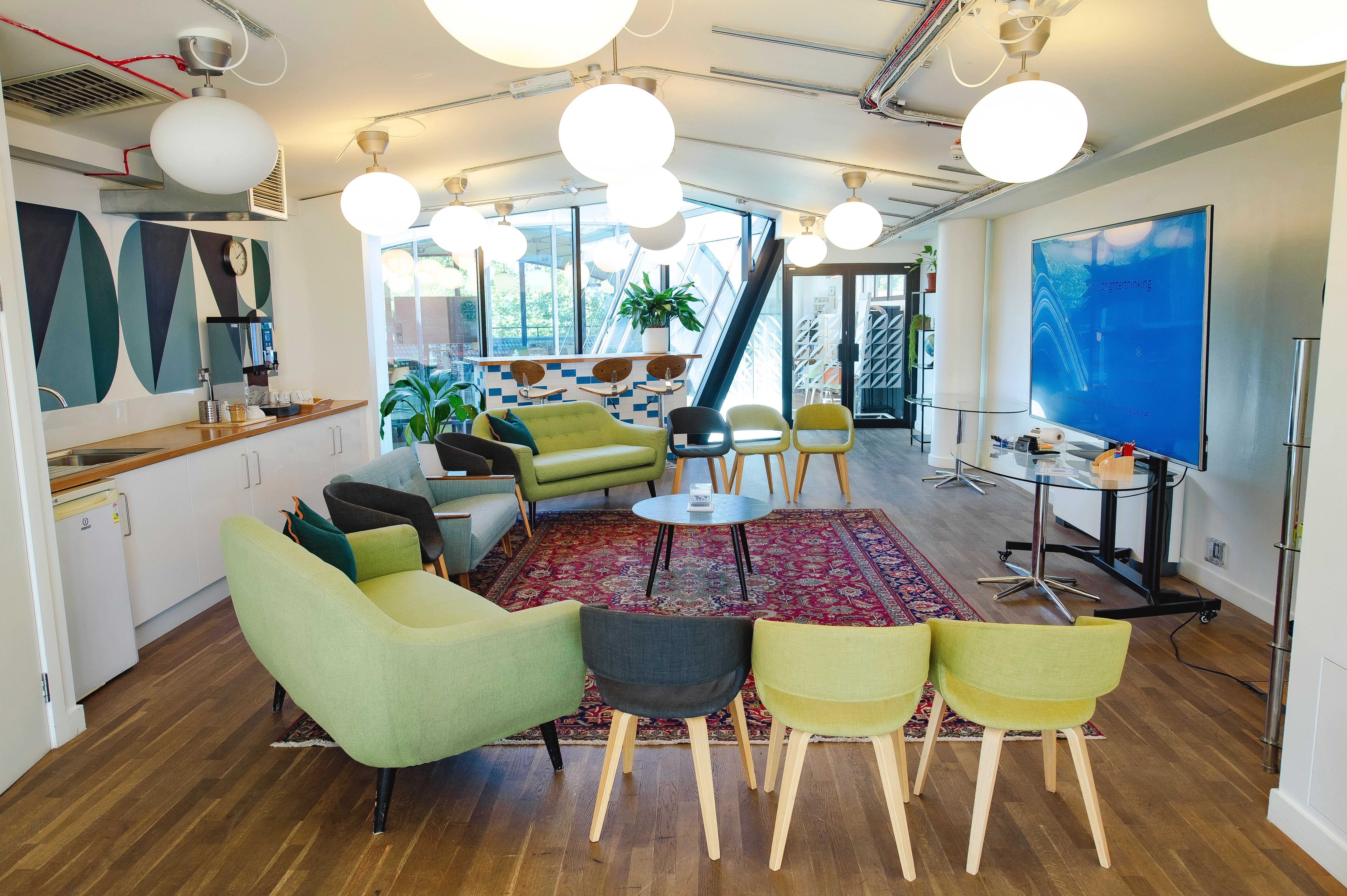 Wallacespace Clerkenwell Green - image 10