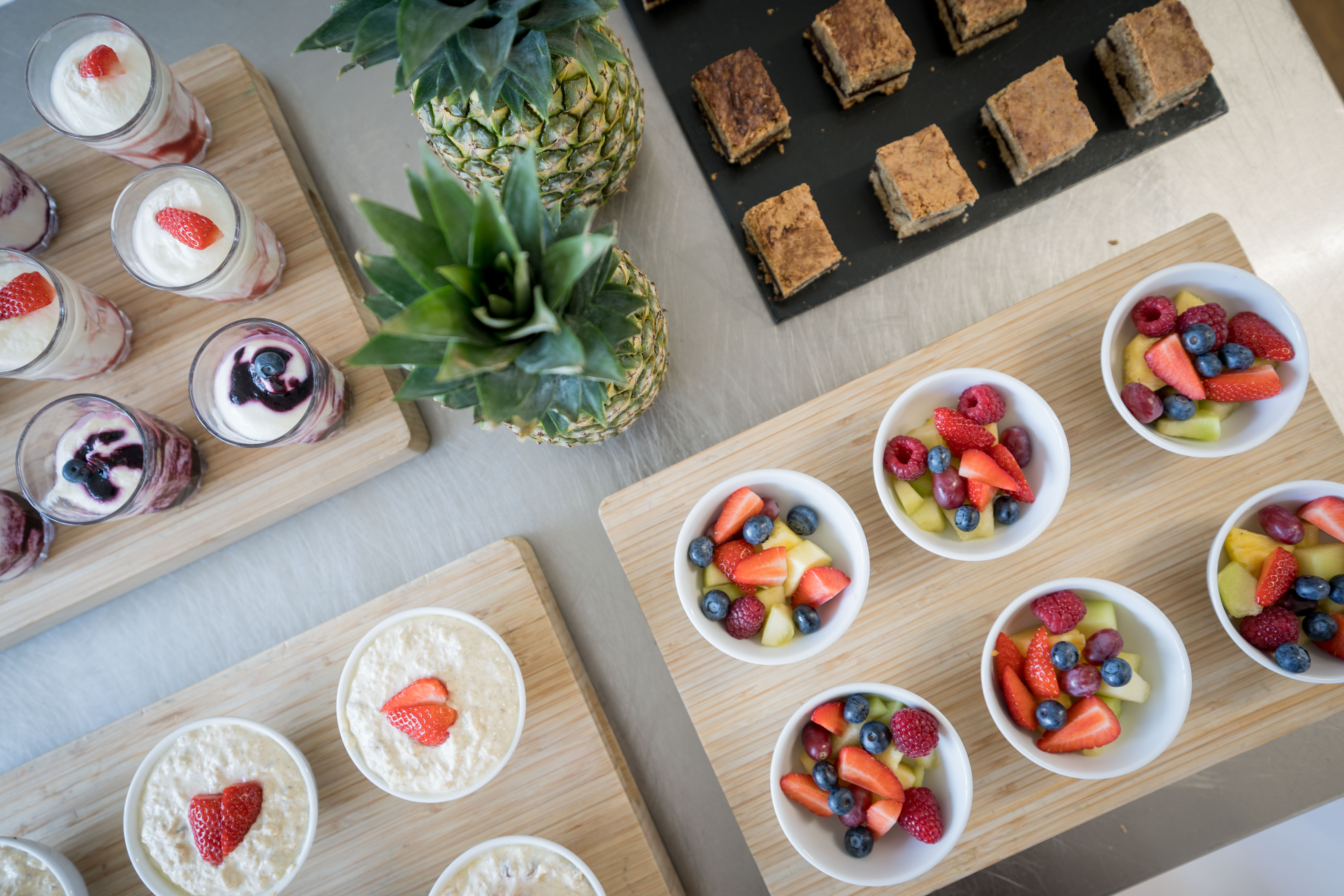 Armstrong - jr3jkcd2hbk.jpg