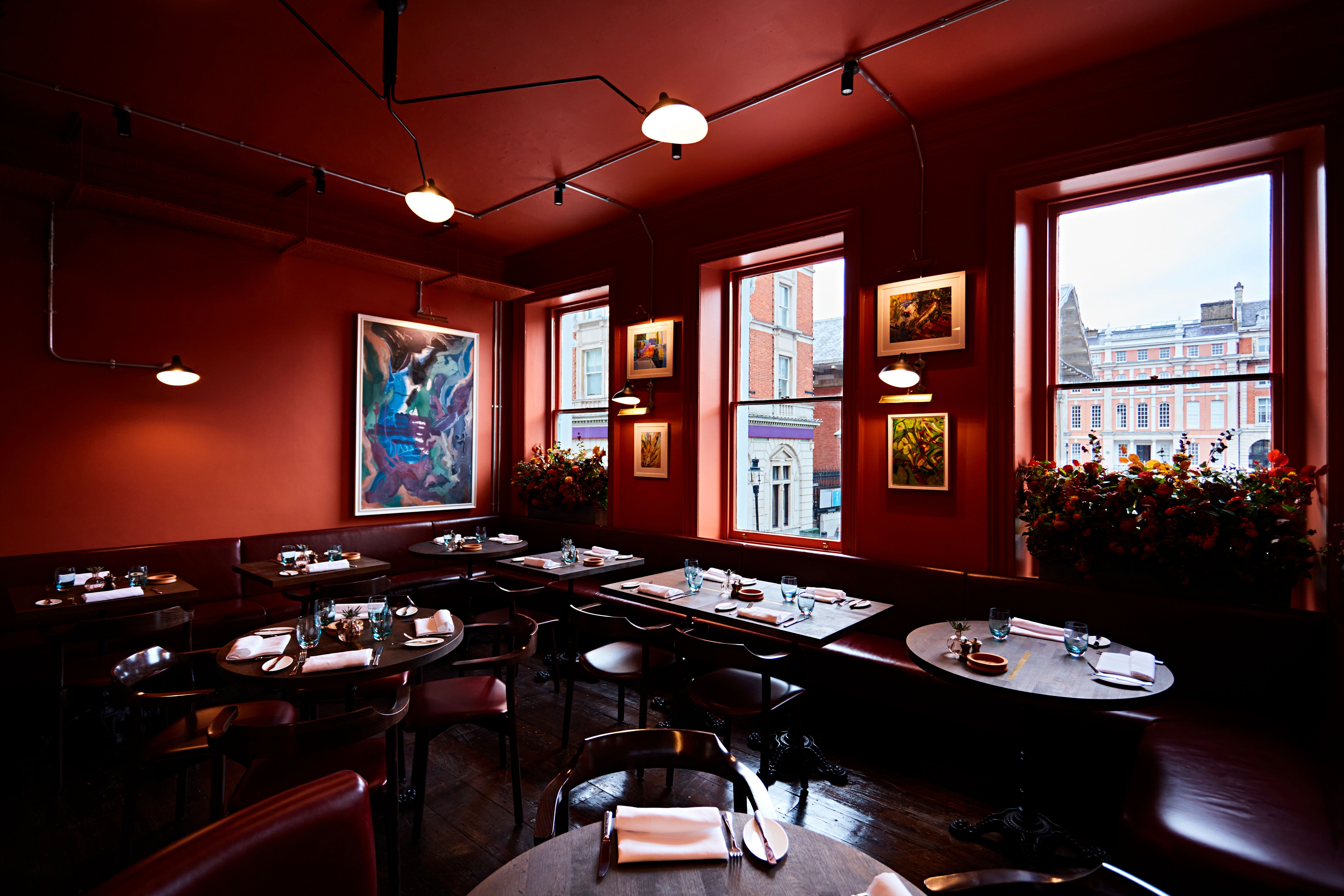 Stylish restaurant Pivot by Mark Greenaway, ideal for intimate gatherings and corporate events.