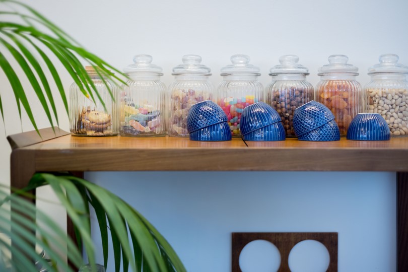 Tin - 1z05bxrxoox.jpg