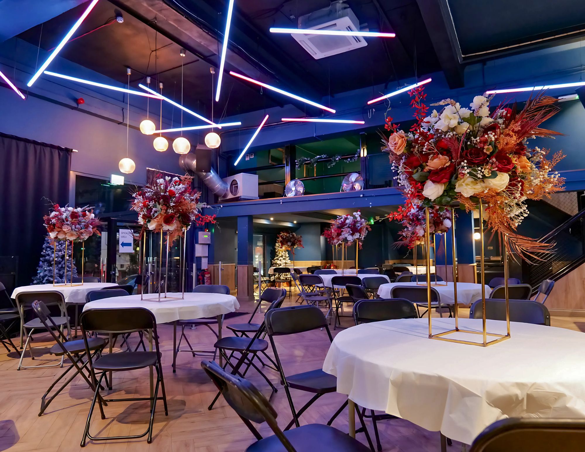 Main Bar - n5fmiijfub5.jpg