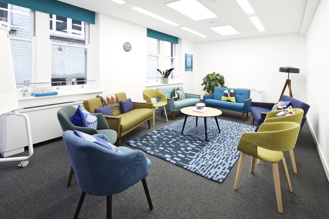 Modern meeting space in Wallacespace Covent Garden, ideal for brainstorming and team events.