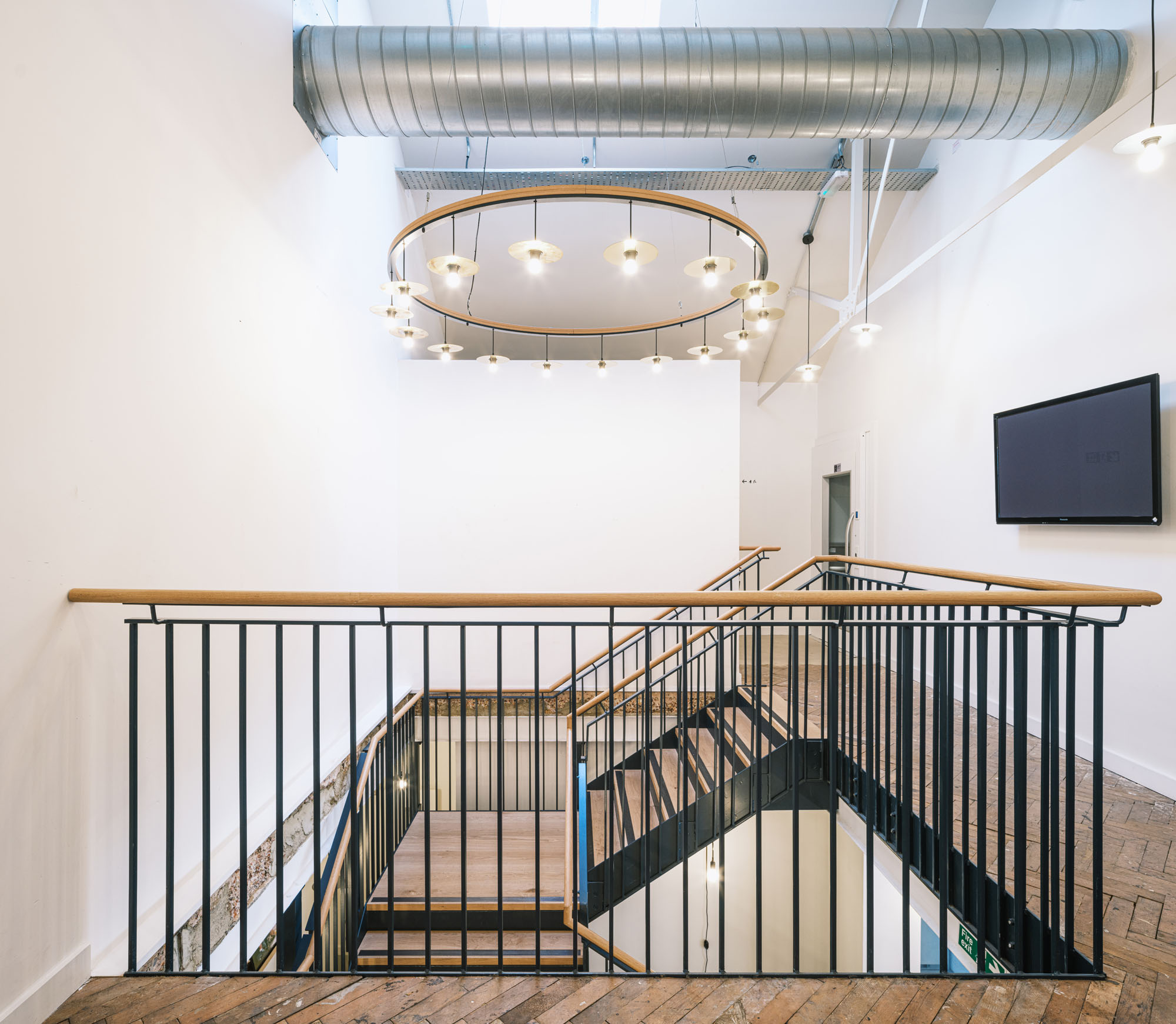 Small Rooms - Meetings - Private Dining - wmuo2zgfacd.jpg